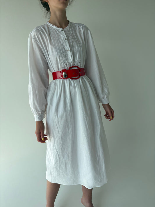 Rochie vintage italiană din panzica extrafina cu lucrătură manuală