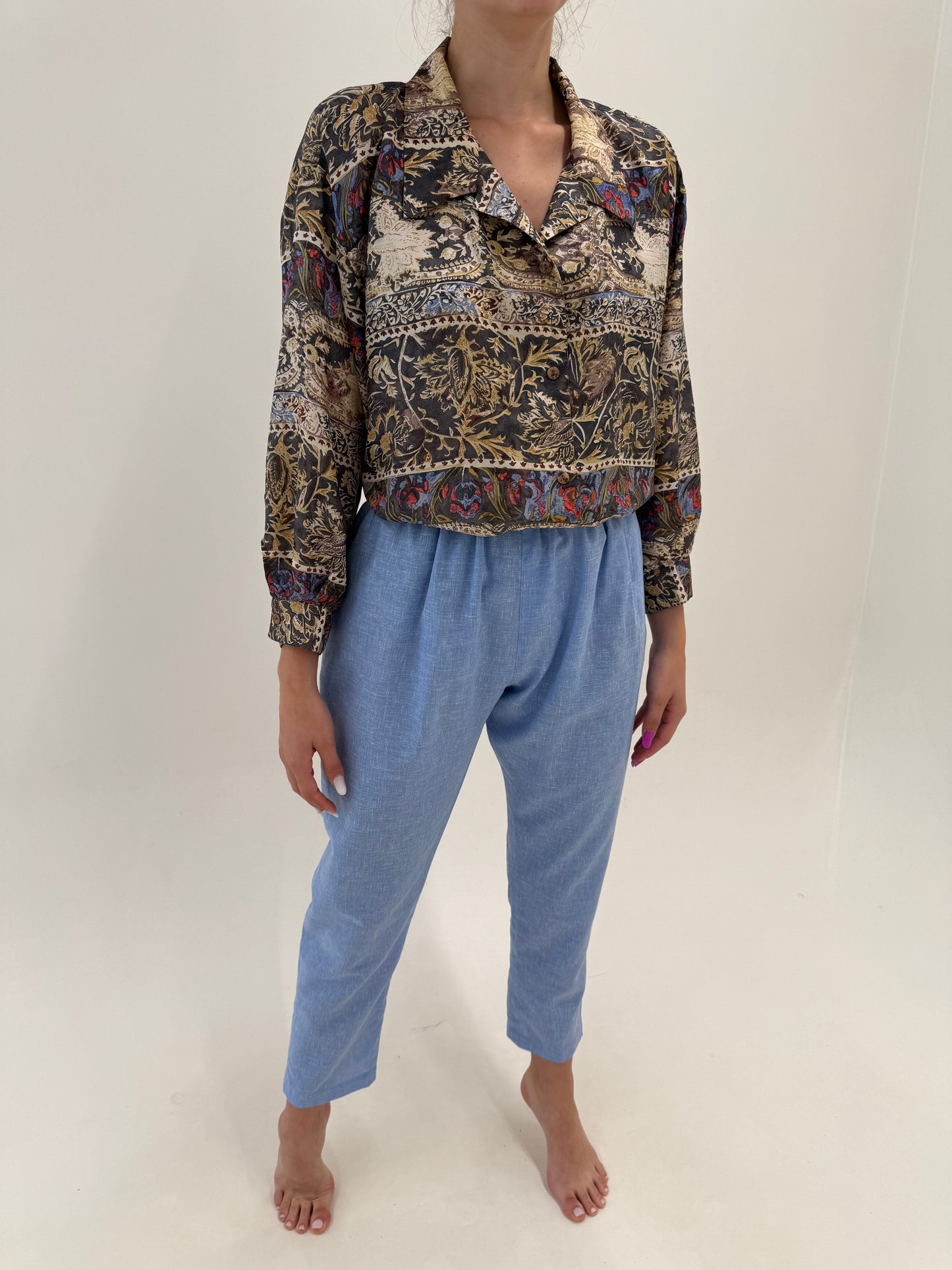 Pantaloni baby blue din in drapati cu talie ultra înaltă