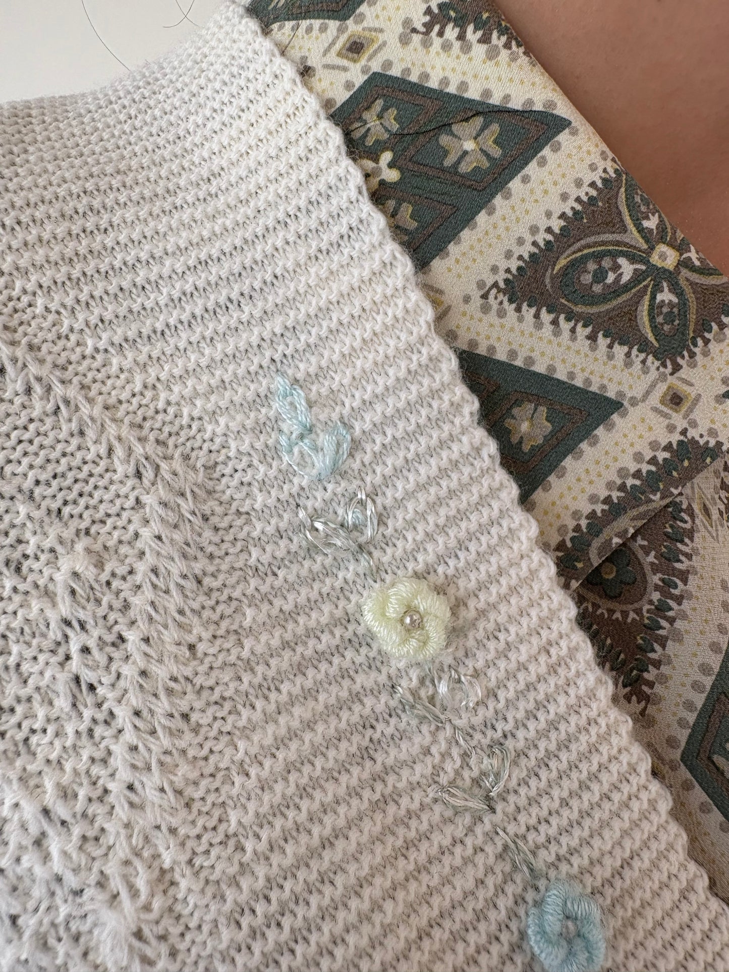 Cardigan vintage bijterie cu broderie manuală excepțională 3D