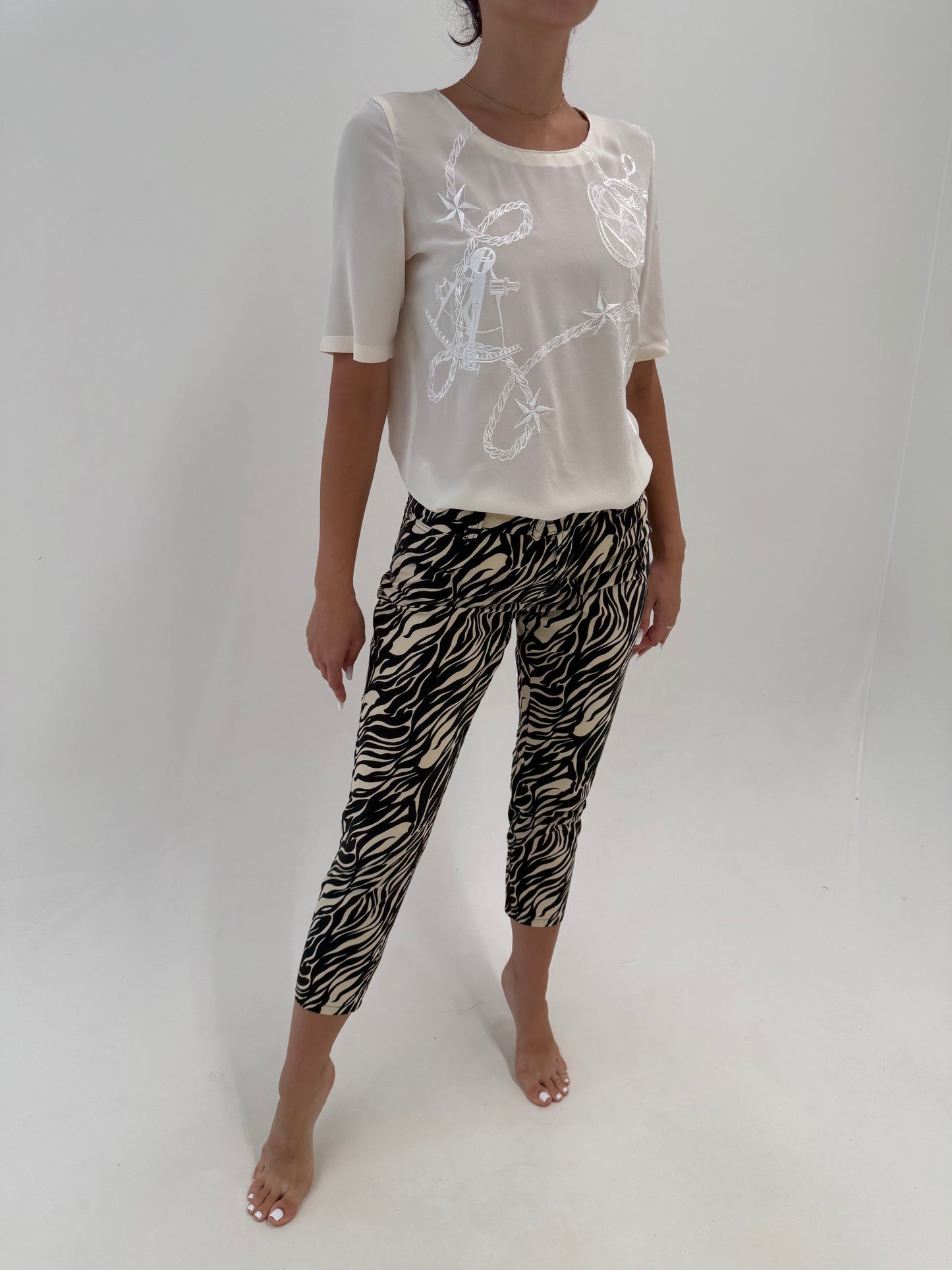 Pantaloni petite Versace animali print stilizat din canvas de bumbac