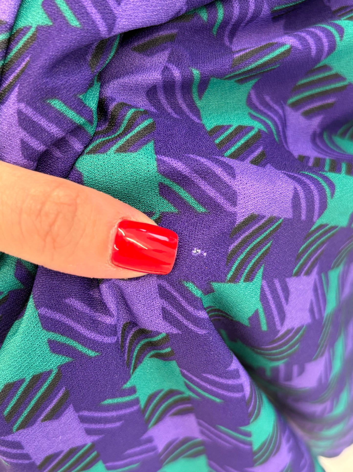 Rochie vintage în culori tari cu talie marcată reglabilă
