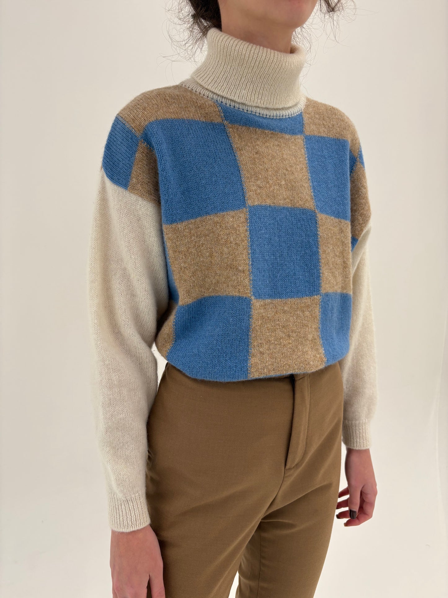 Maleta vintage din gama Max Mara din lana groasă Shetland