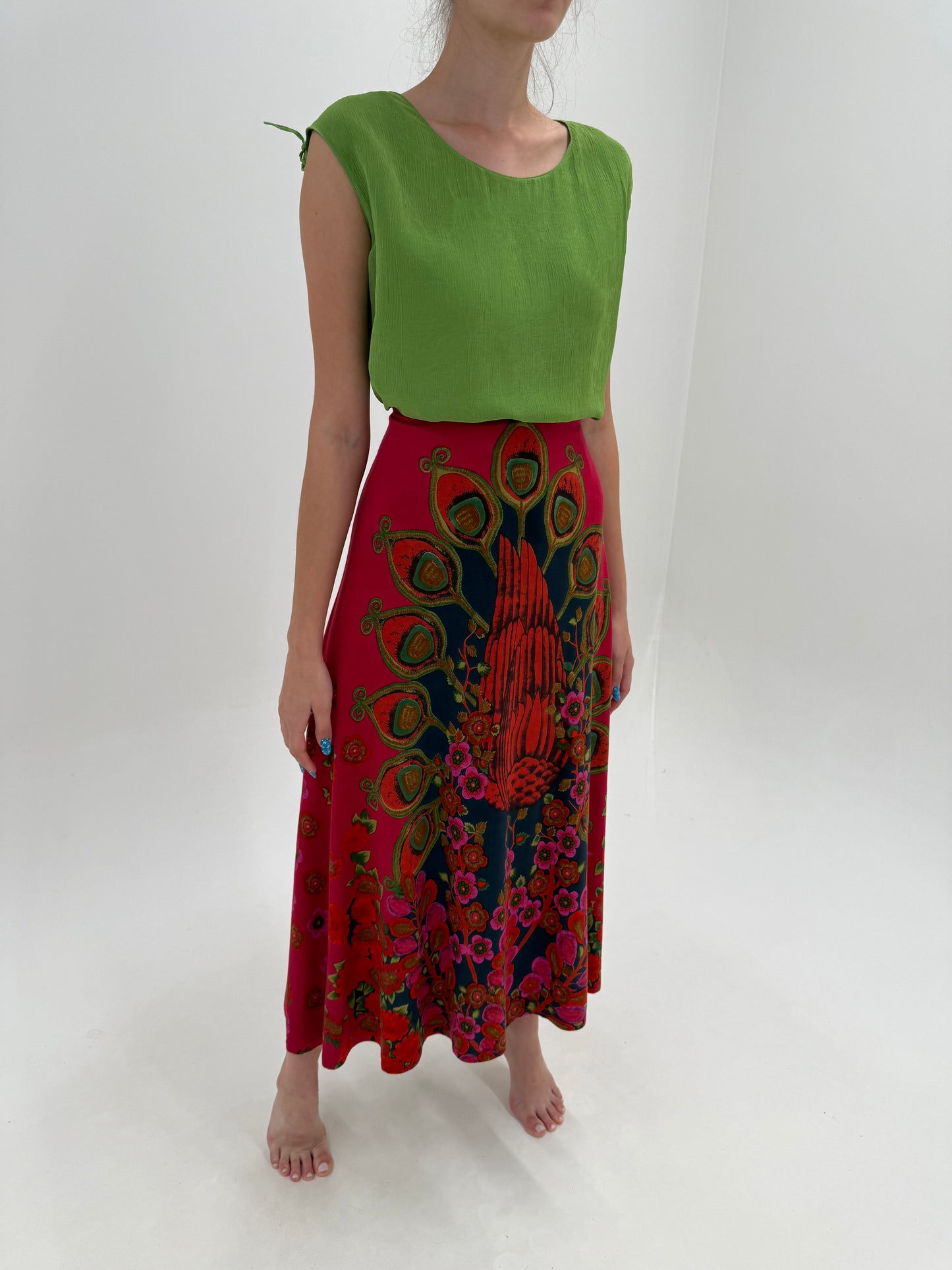 Fustă maxi nouă cu etichetă dark magenta cu print paisley în bie