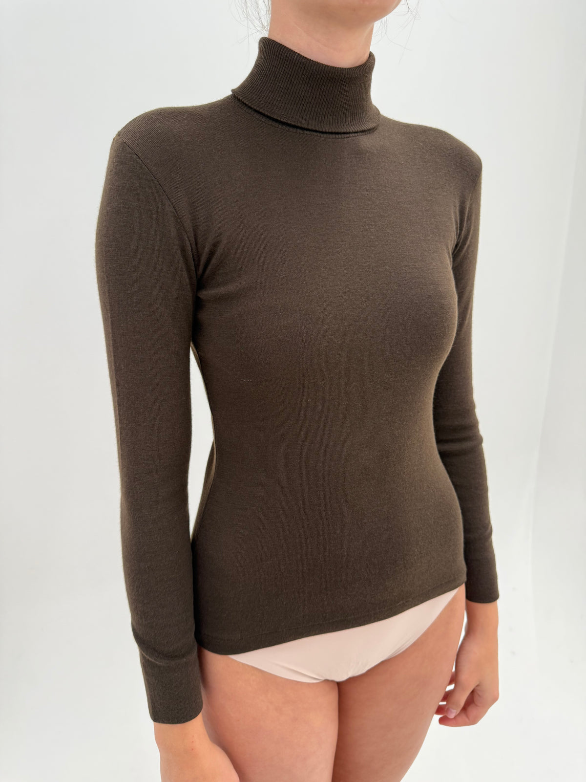 Maleta vintage italiană chocolate brown din lana extrafina ribbed