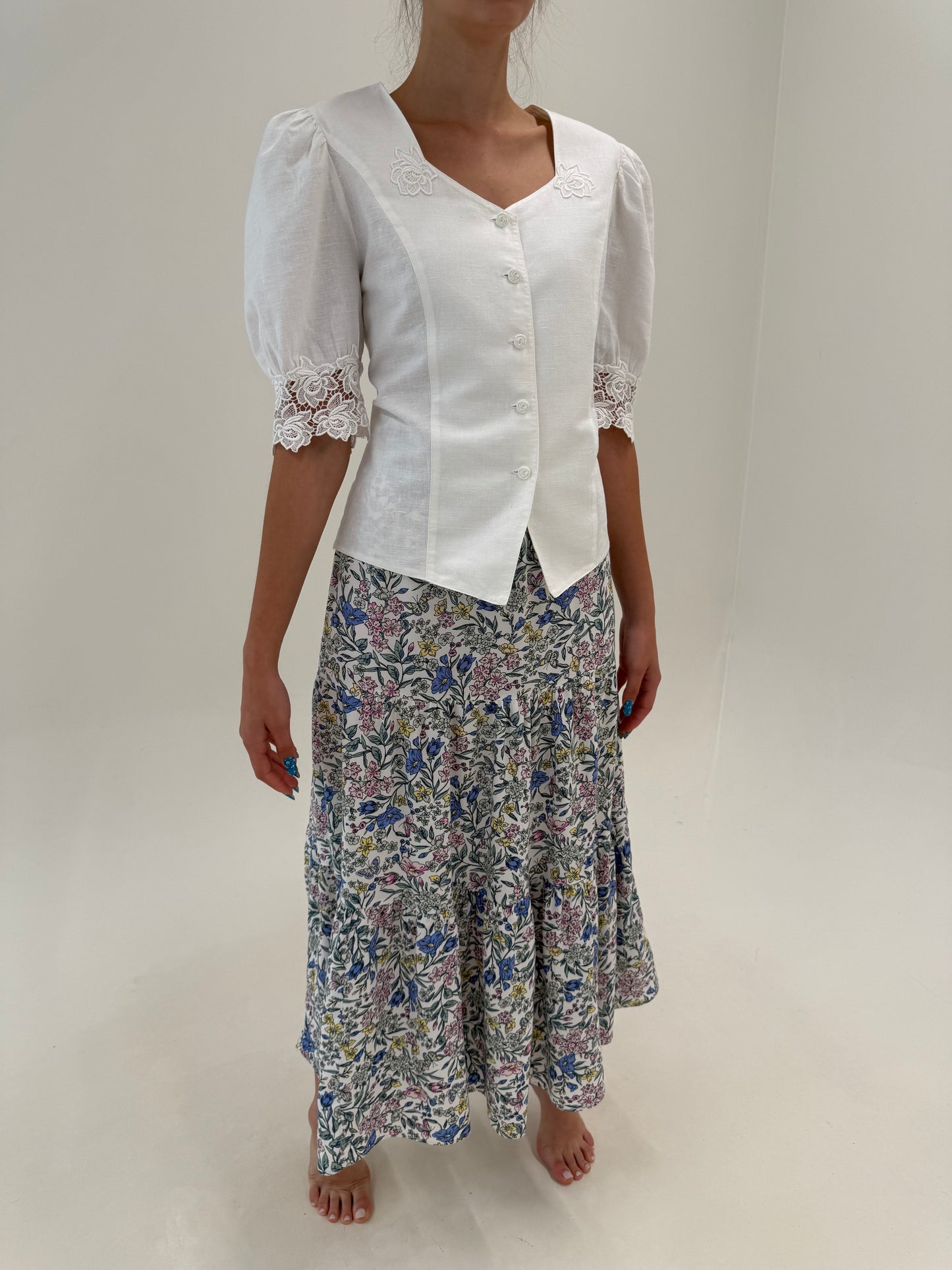 Fustă maxi super vaporoasă cu print floral în culori superbe și talie elastică