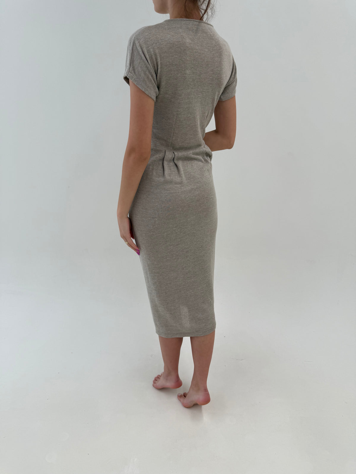 Rochie maxi vintage cu talie marcată din jerse excepțional de in sand nude