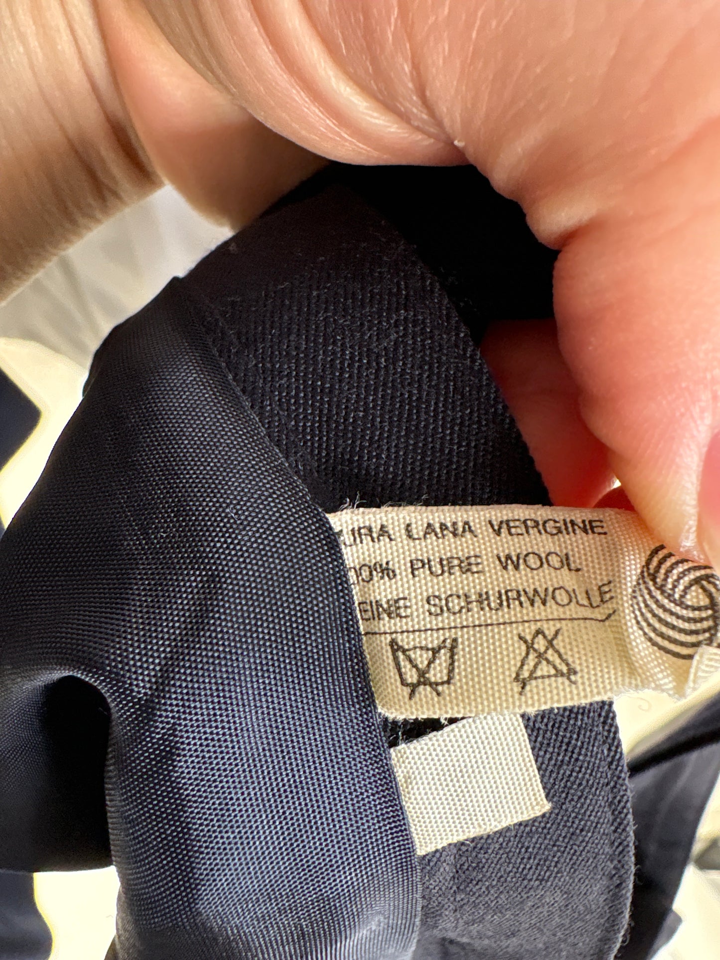 Fustă vintage din lana pura plină extrafina cu curelușă aparentă