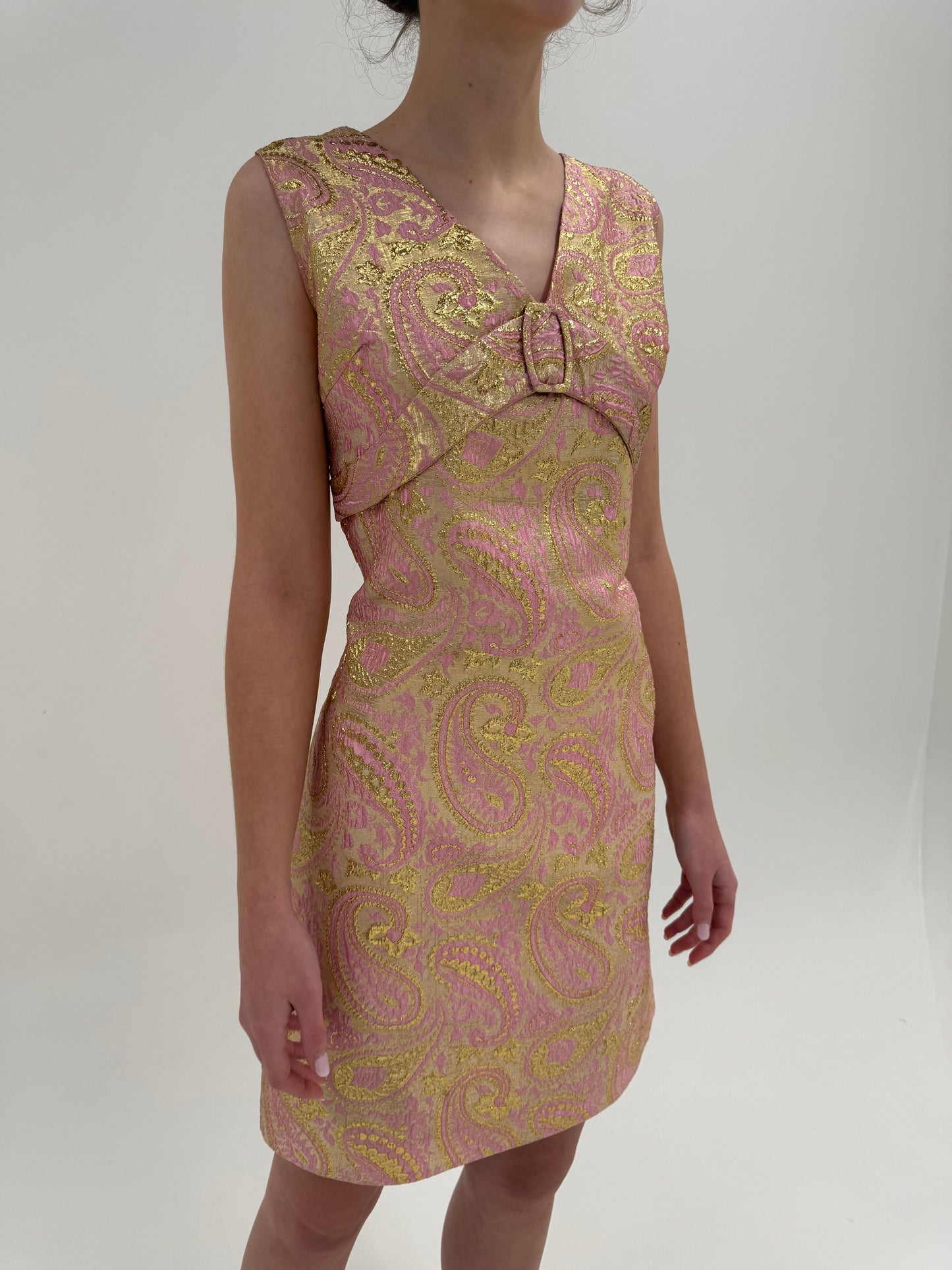 Sheath dress old vintage de colecție ani 70 timpurii din brocart