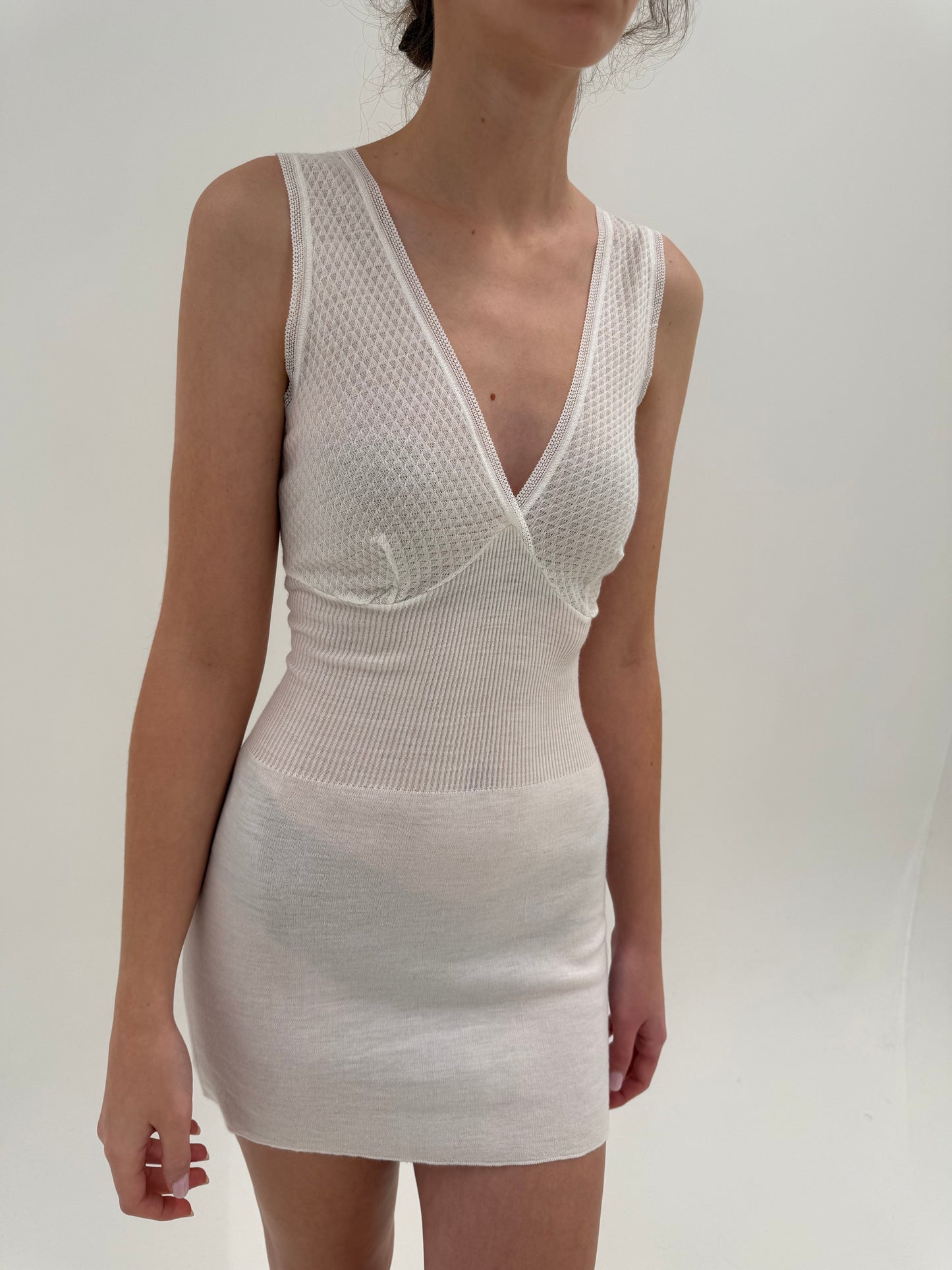 Top lung cambrat italian tip furou din lana extrafina irestringibila