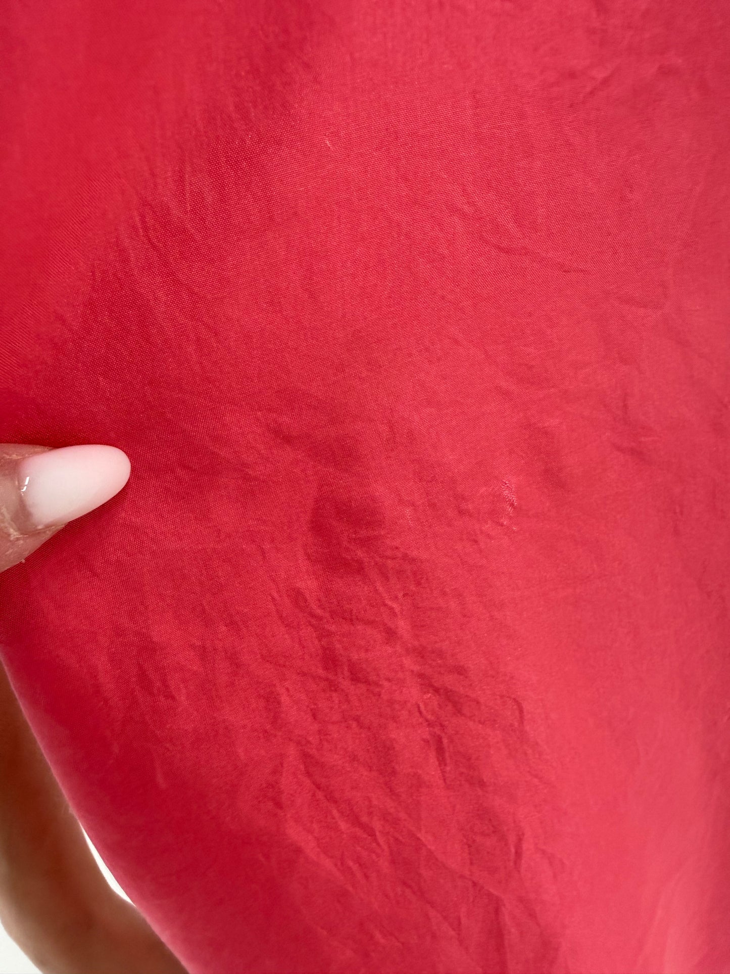 Top din mătase naturală flamingo pink in croi minimalist