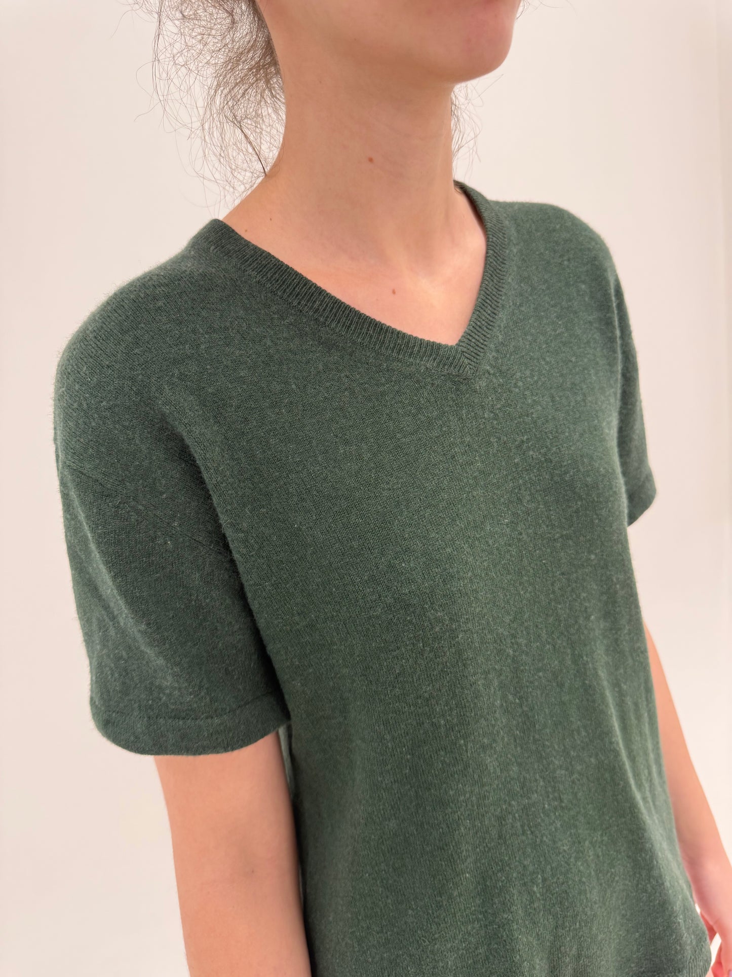 Top forest green din mătase naturală și cașmir