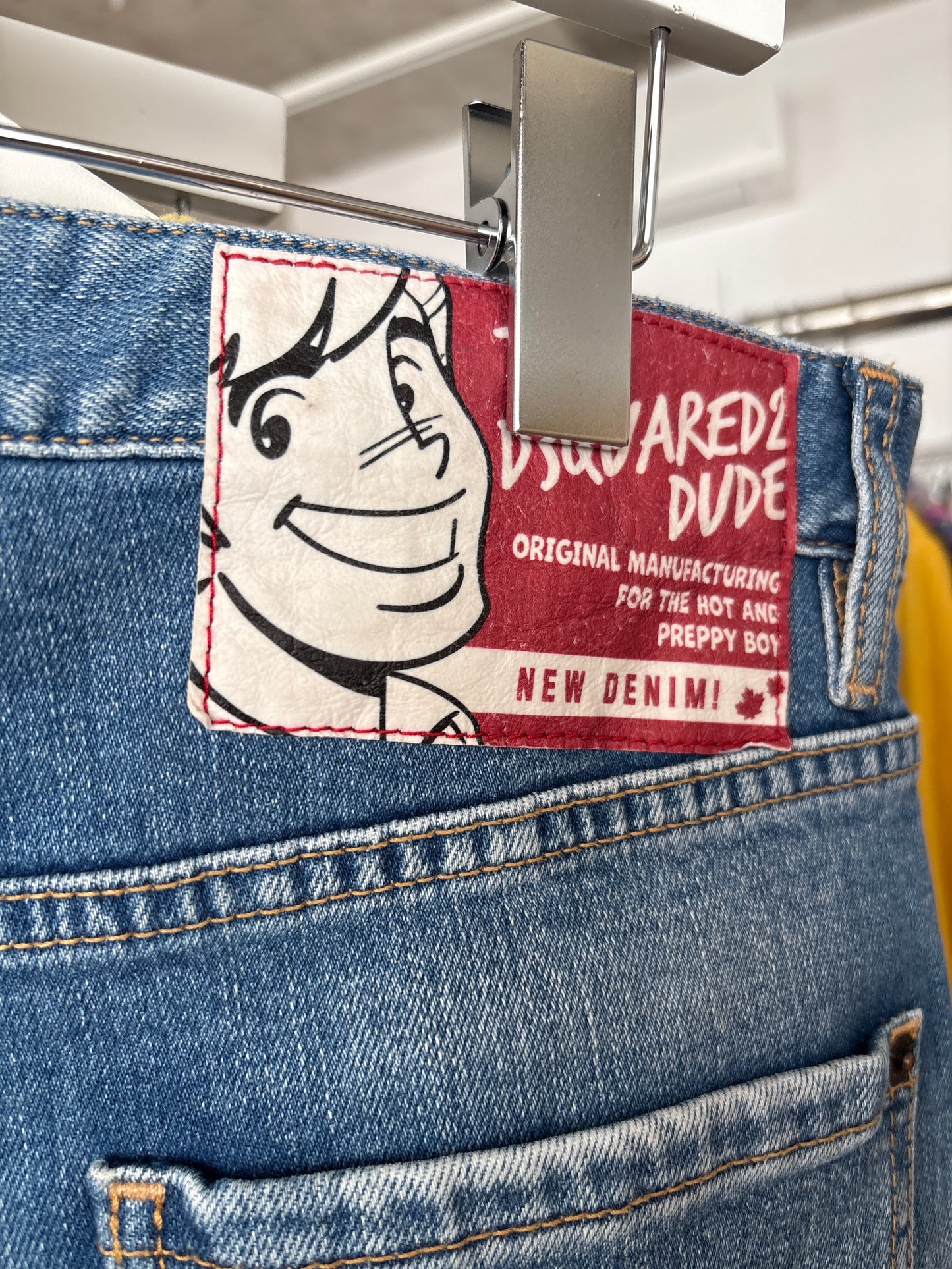 Jeans tall Disquared ușor ripped effect classic wash & fit