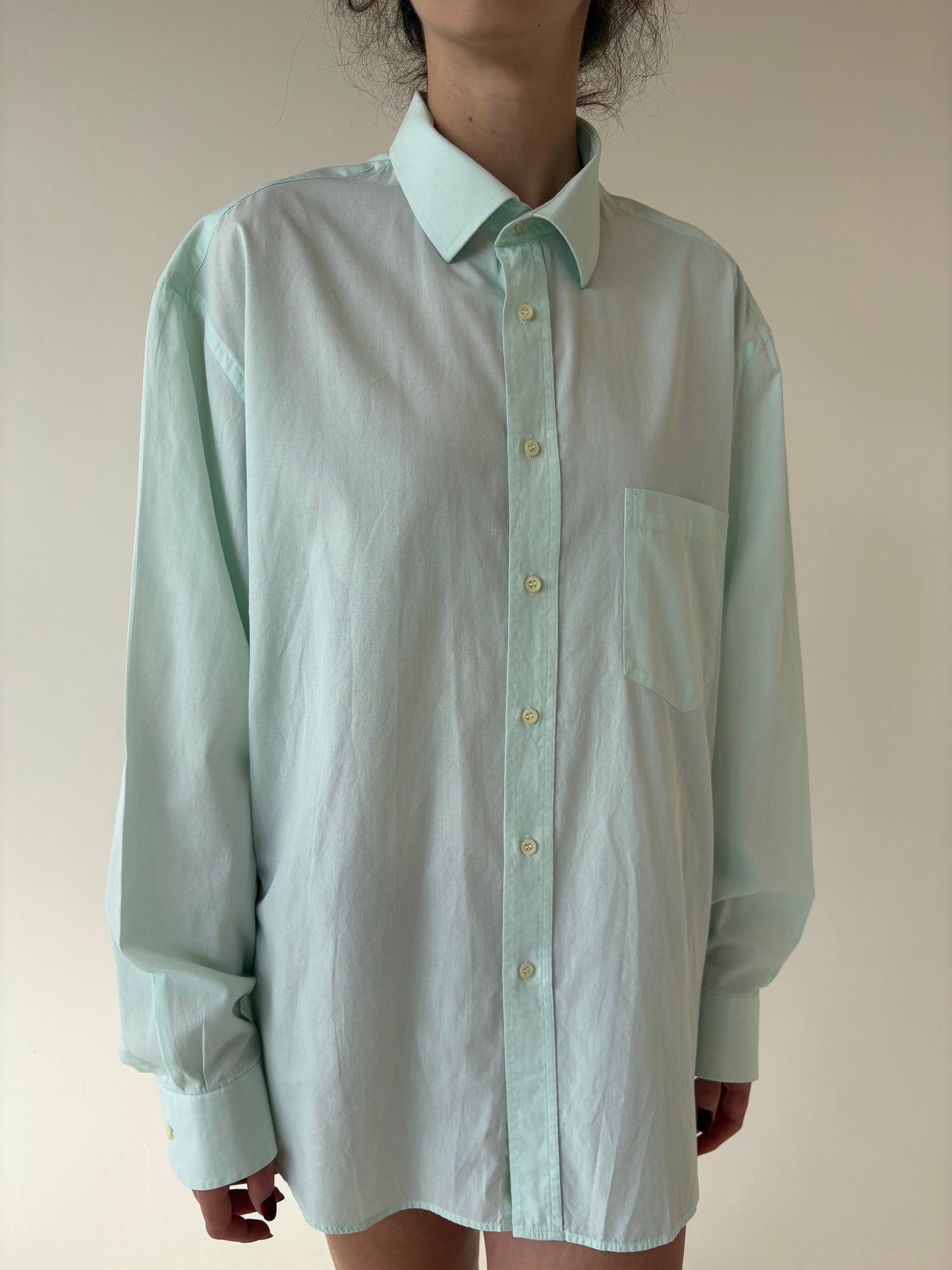 Cămașa mint green din poplin premium de bumbac în croi actual