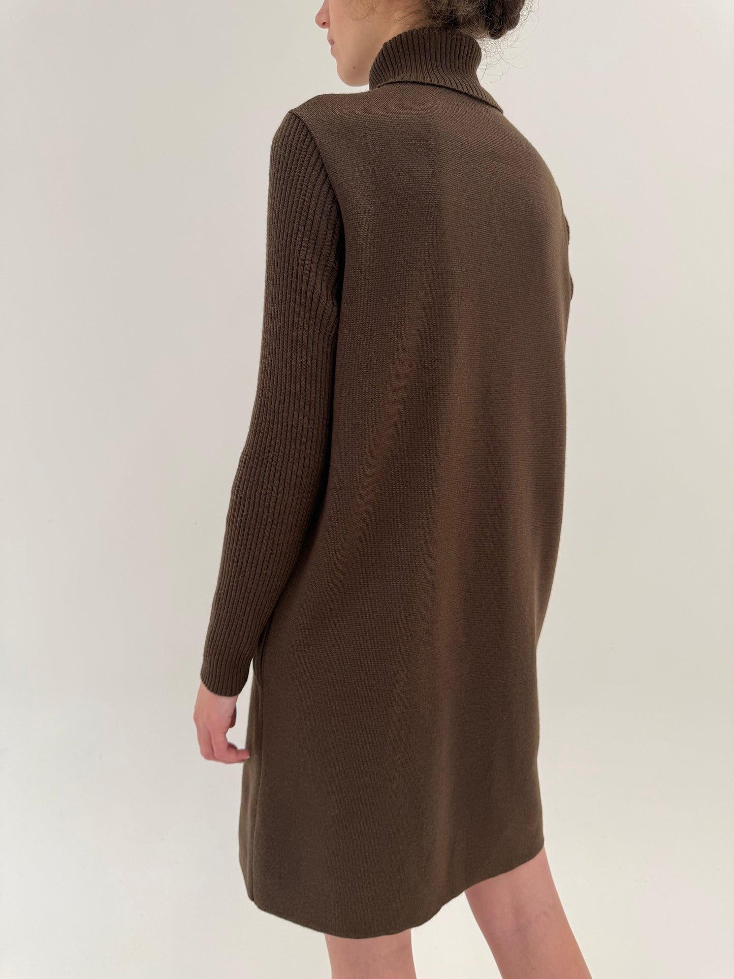 Rochie chocolate brown tip Maleta din lana merino extrafina de gramaj mare