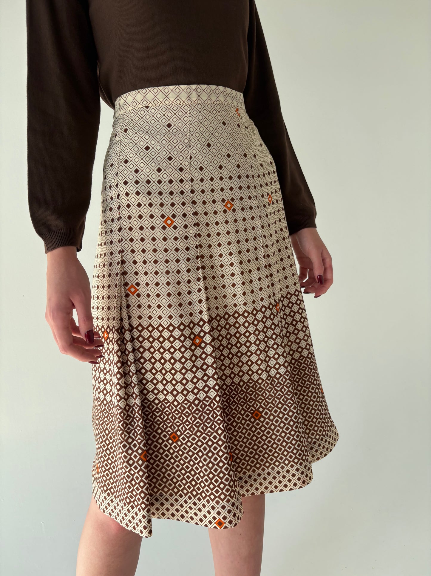 Fustă vintage nude plisata cu print chocolate brown