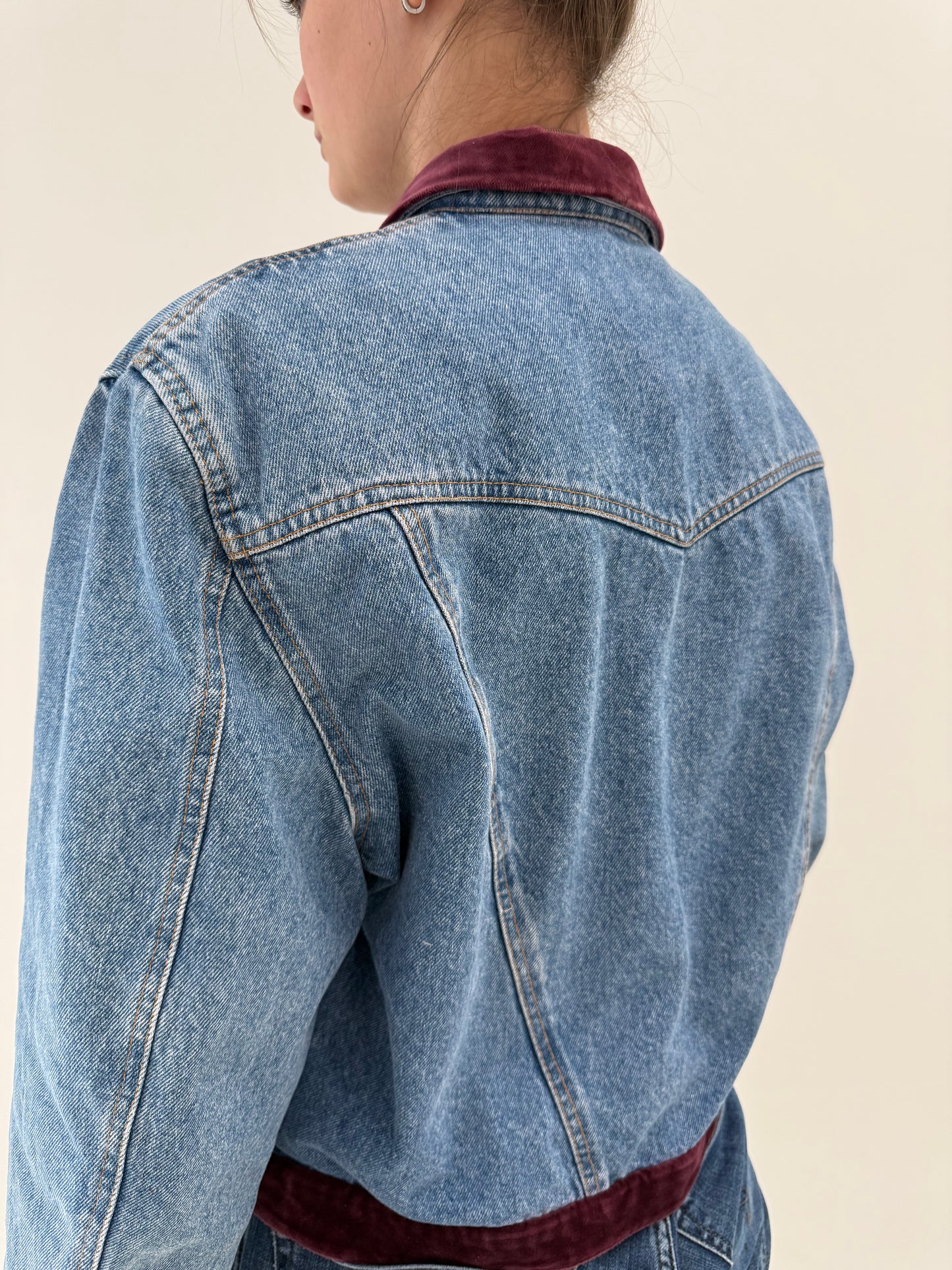 Geacă vintage bijuterie Rocco Barocco din jeans cu aplicații manuale