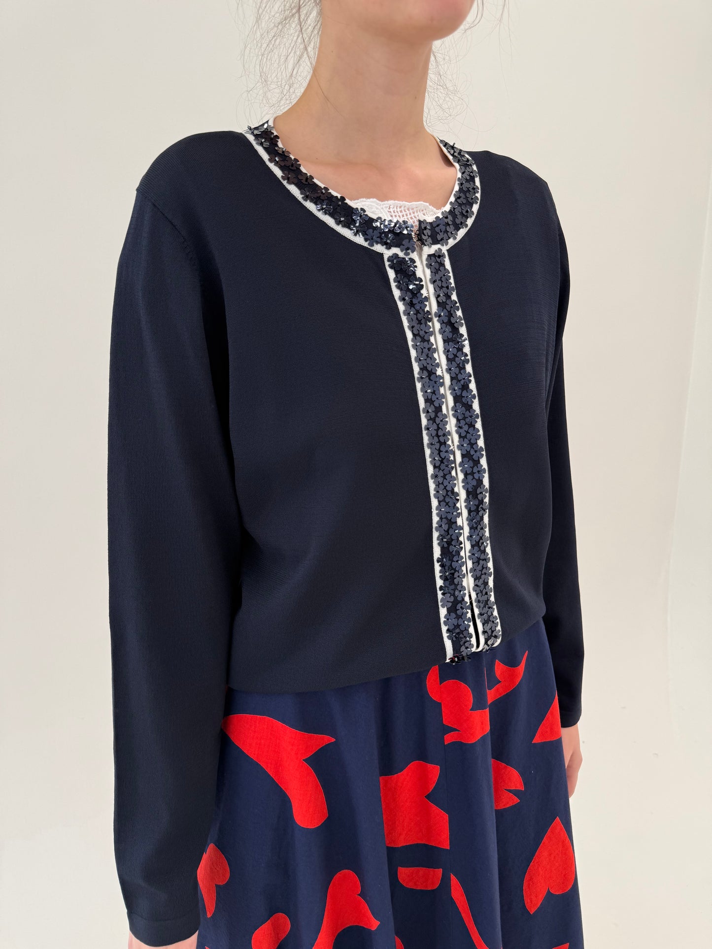 Cardigan Navy cu aplicații maaule delicate cu influențe nautice