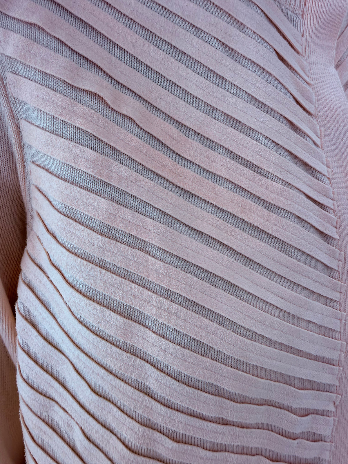 Cardigan luxury Haltson din bumbac powder Pink cu aplicații elaborate geometrice