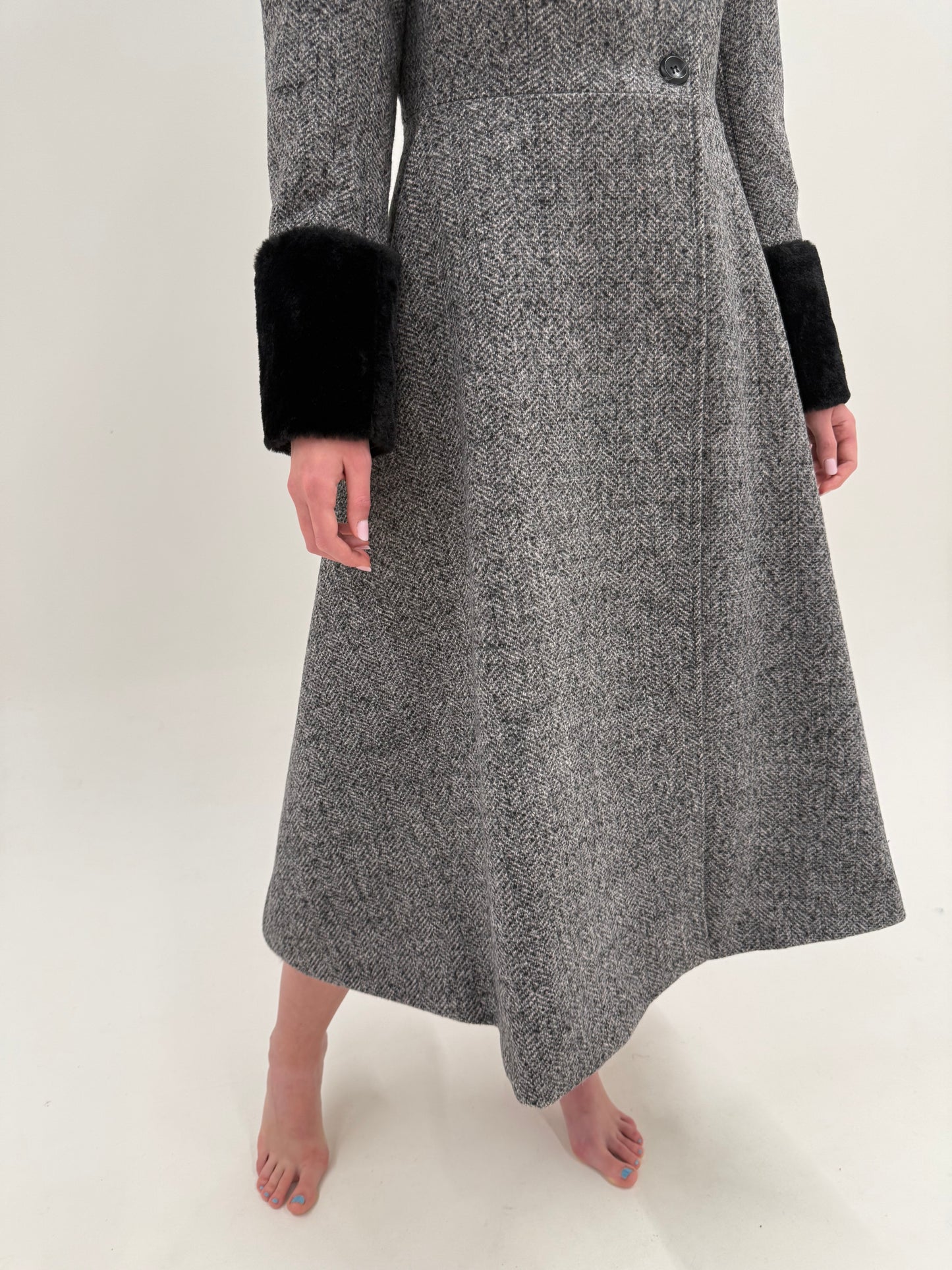 Princess coat maxi ultra cambrat din stofă Chevron de lana extrafina