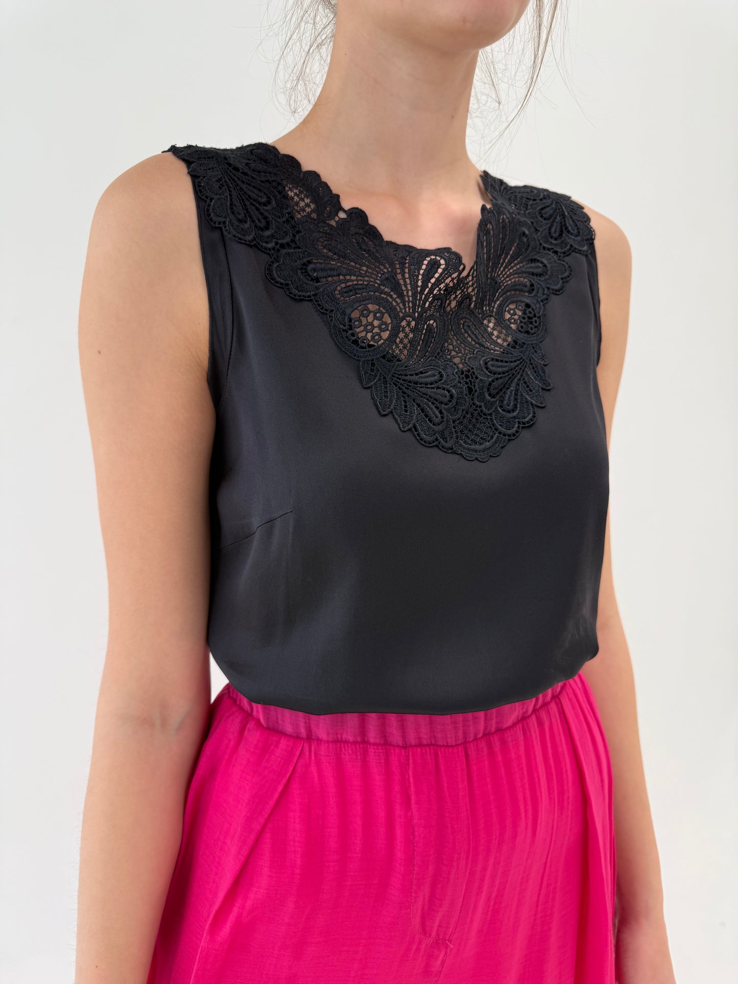 Top ultra luxury Fabiana Filippi din mătase naturală cu dantelă macrame