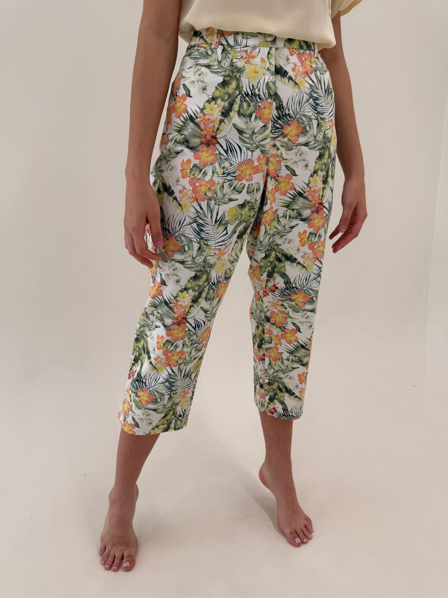 Pantaloni capri din bumbac modelator cu print organic superb