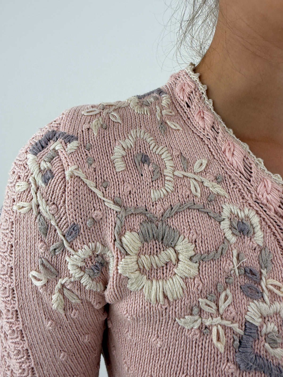 Cardigan vintage bijuterie cambrat cu broderie manuală excepțională din bumbac gros