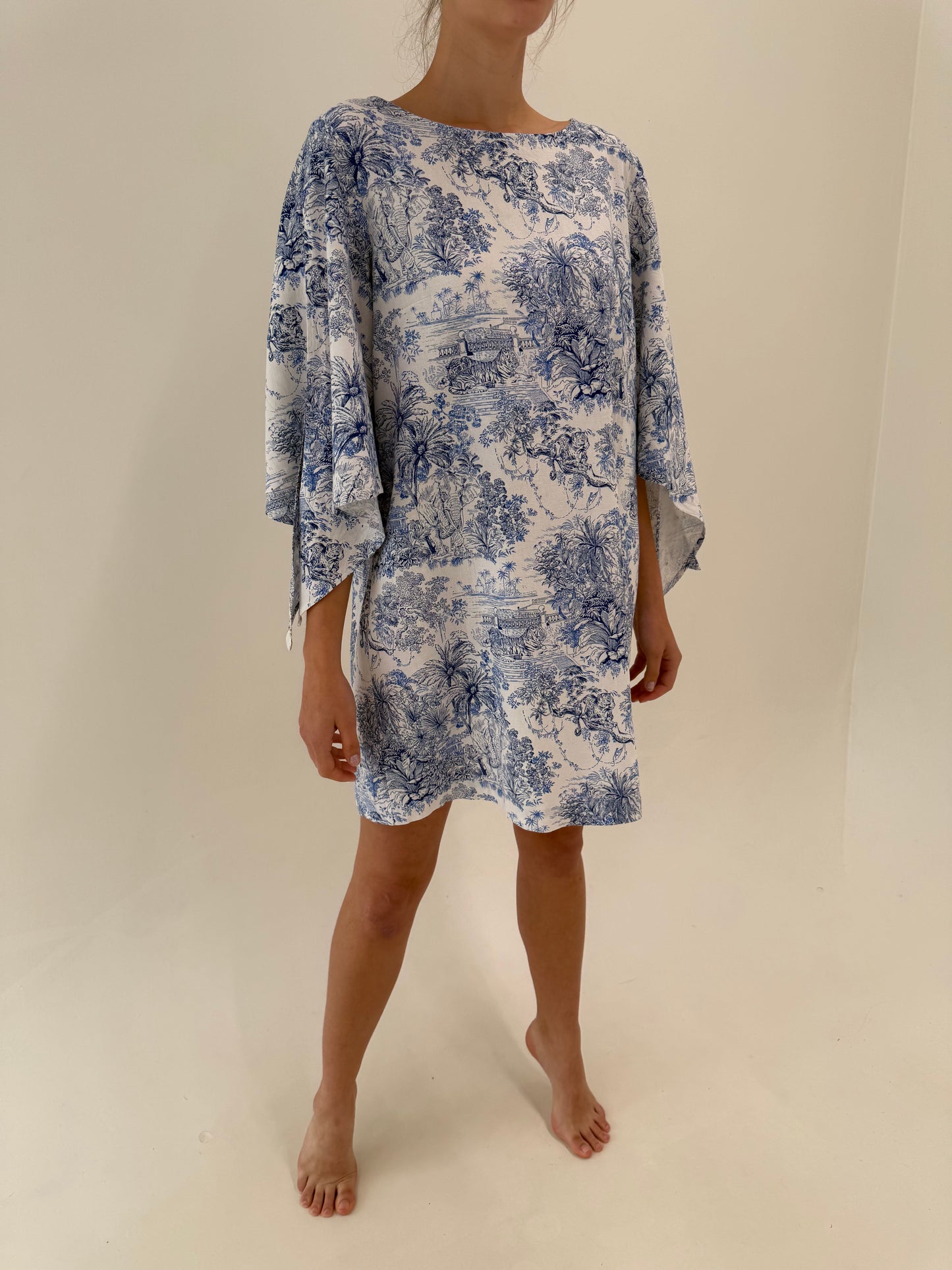 Rochie ultra chic din in premium cu print albastru regal de inspirație asiatică