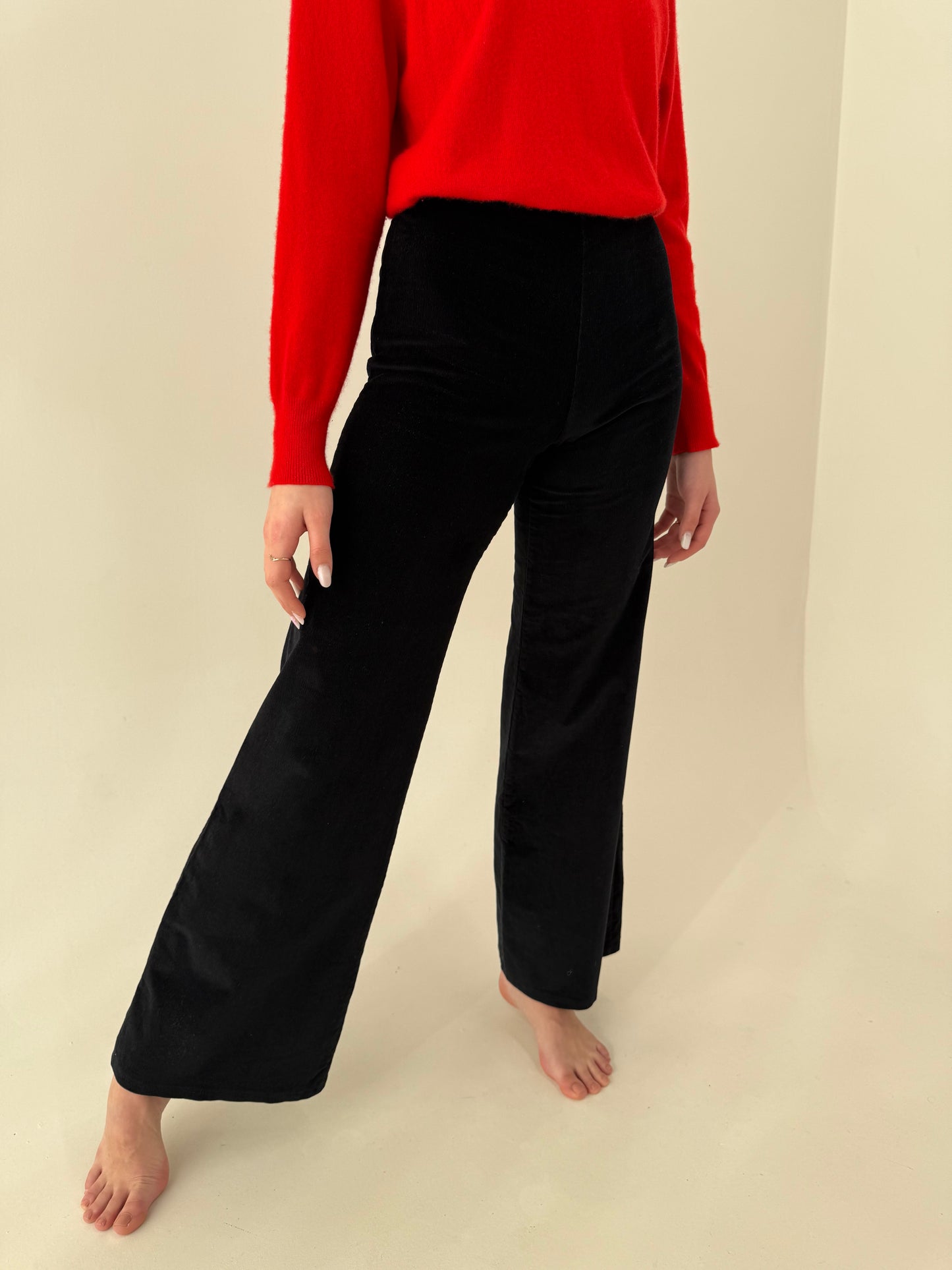 Pantaloni negri palazzo din catifea raiata subțire de bumbac confort