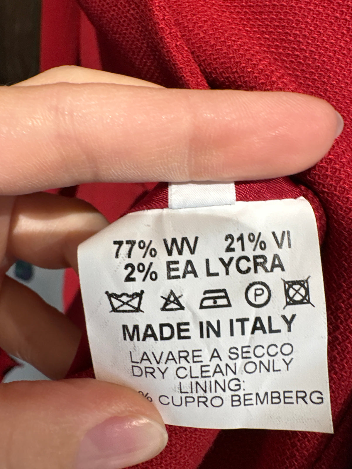 Jacheta italiană cambrata excepțională din stofa de lana confort texturată merlot red