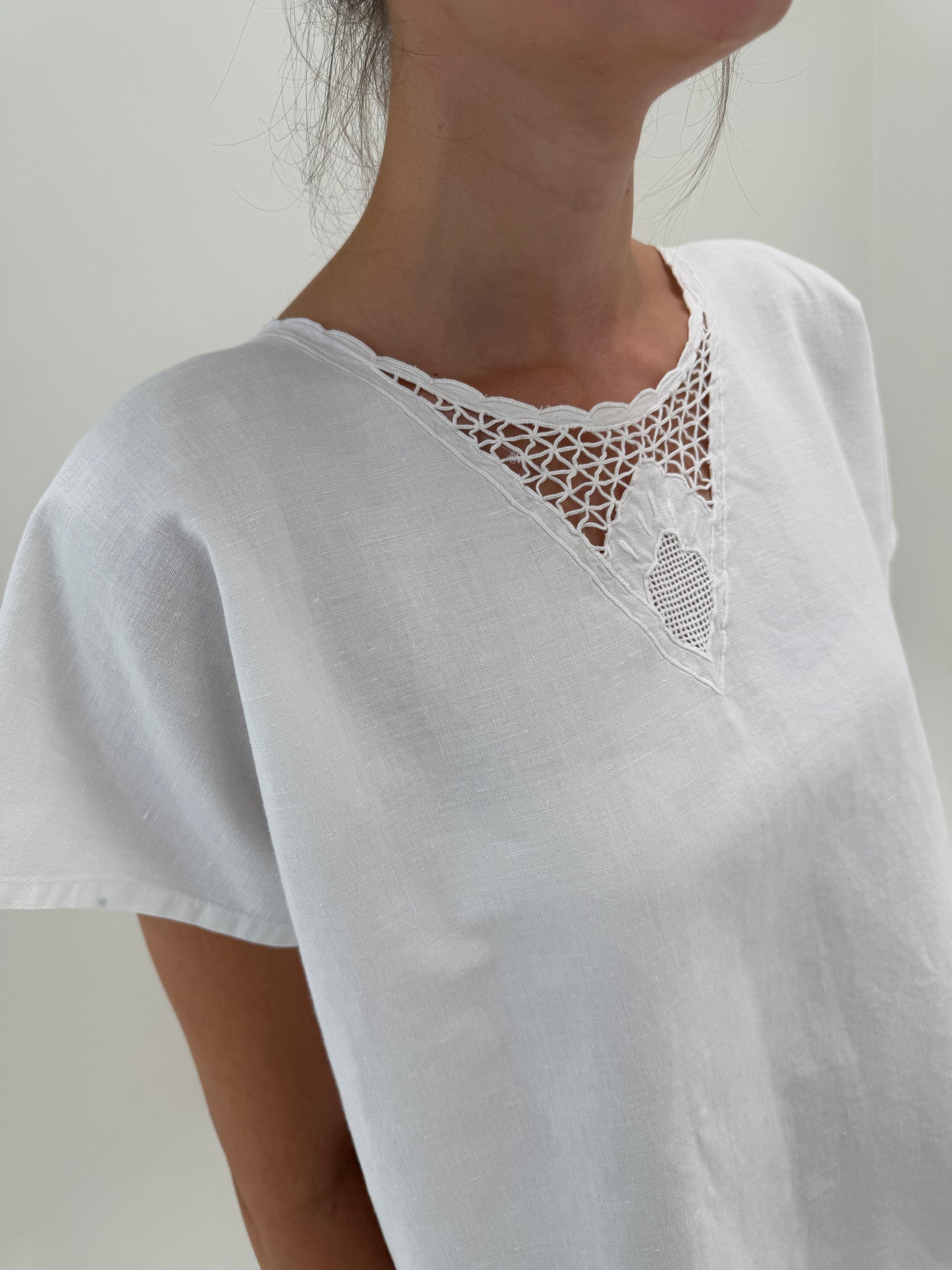 Top vintage din pânză excepțională de in și bumbac cu broderie superbă