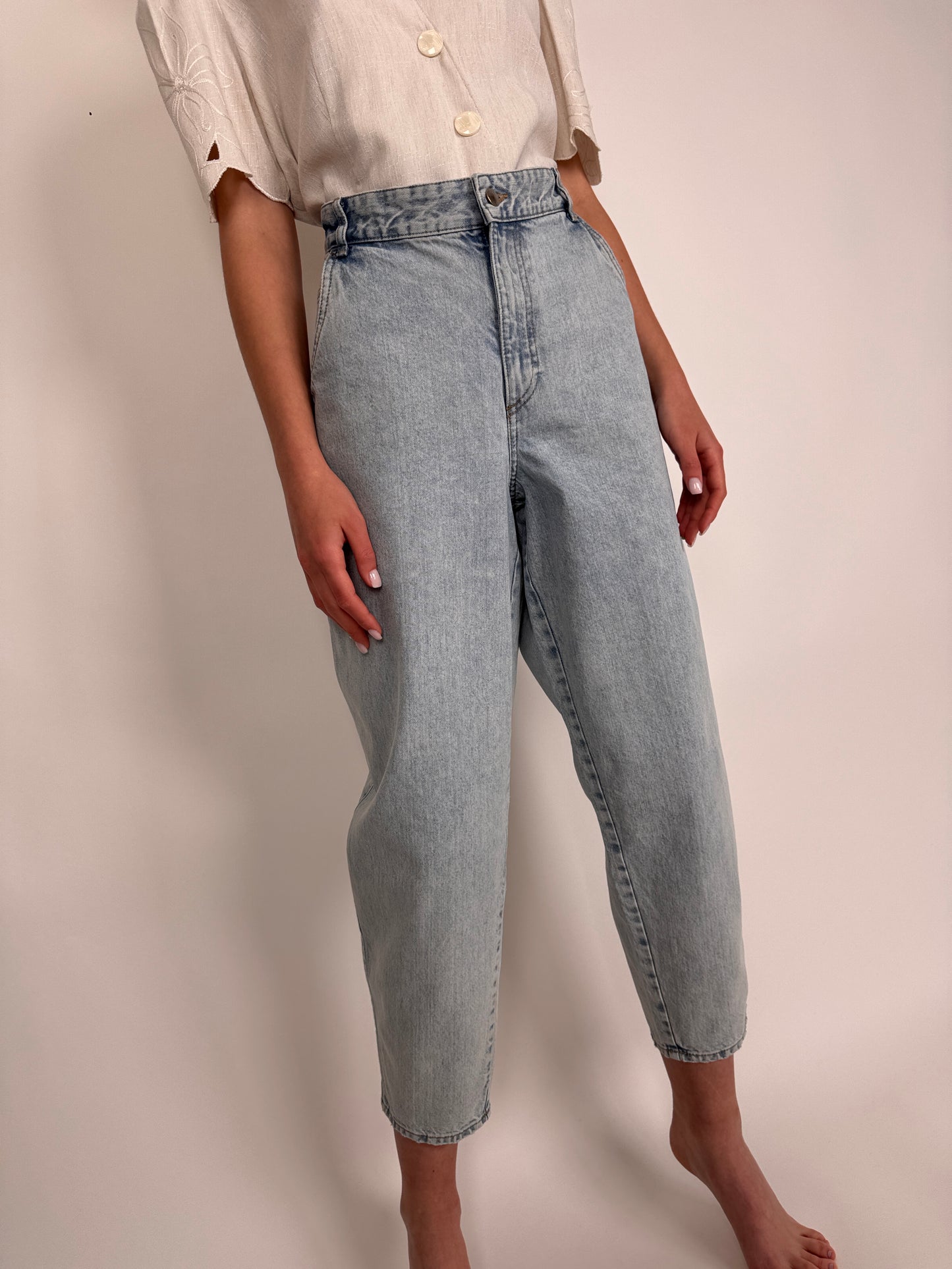 Jeanși light wash modelatori cu talie ultra înaltă