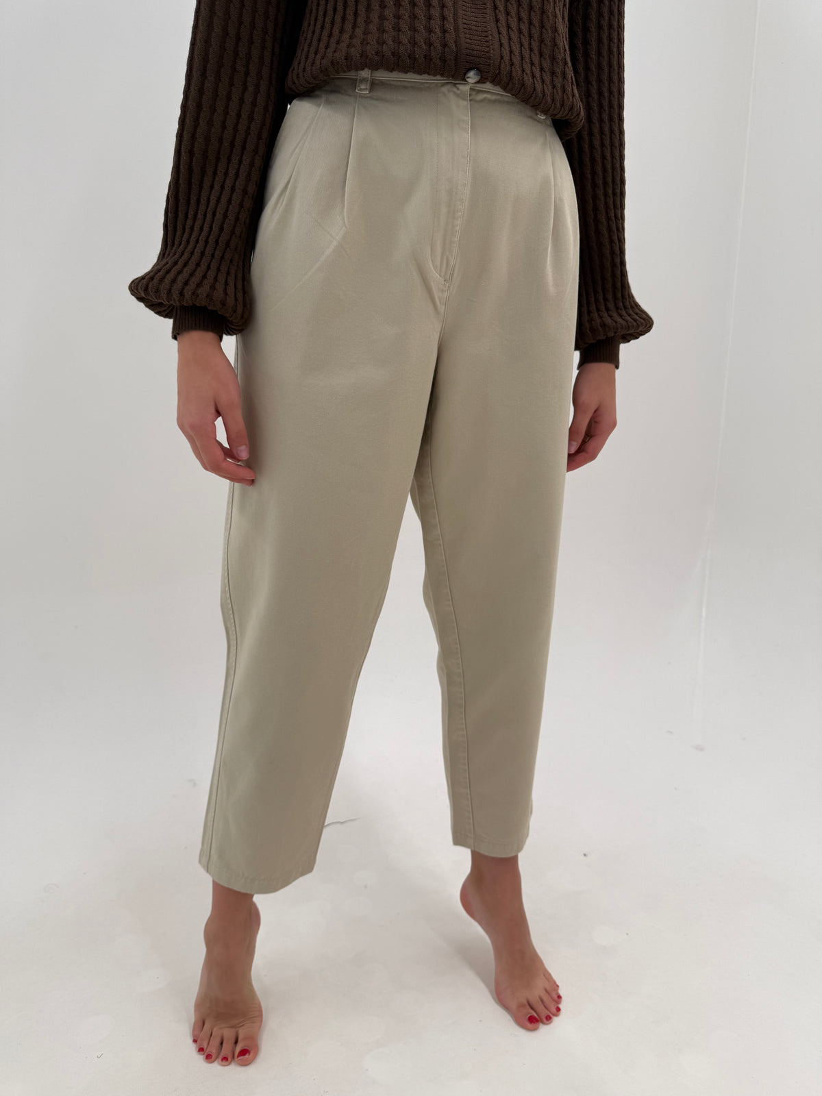 Pantaloni Ralph Lauren camel cu pense și talie ultra înaltă din heavy cotton twill