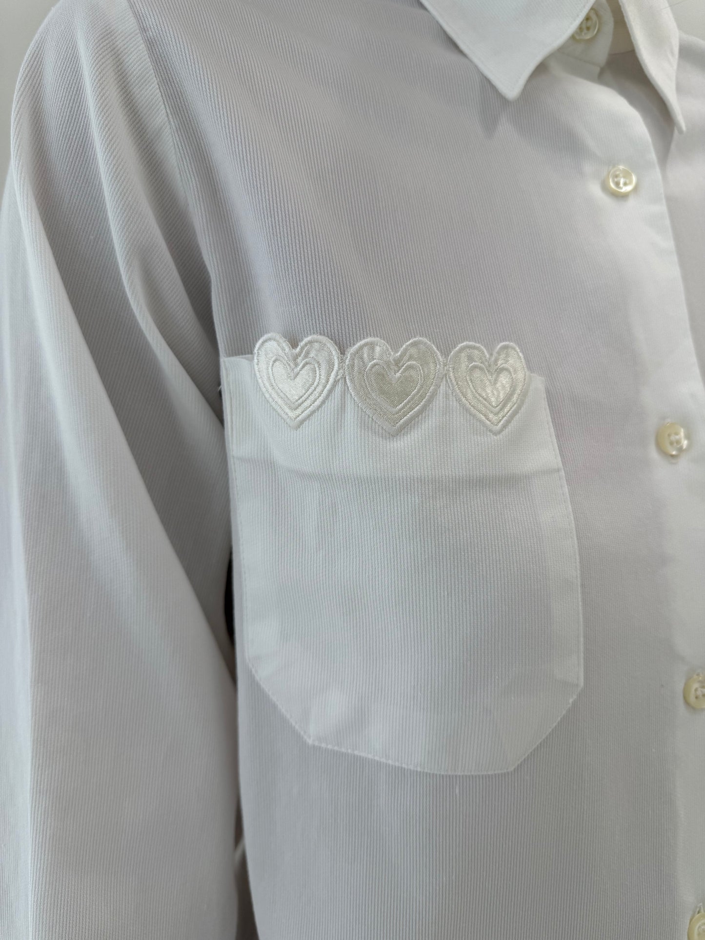 Cămașa vintage petite  din poplin excepțional cu broderie