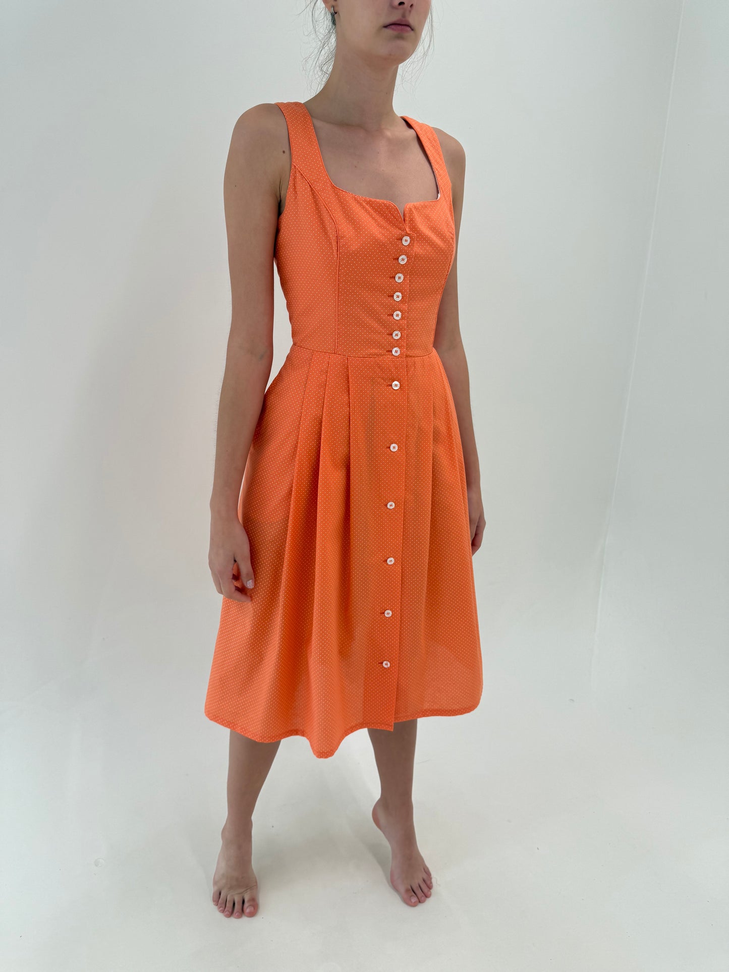Rochie vintage din pânză de bumbac cu buline cu corsaj și buzunare