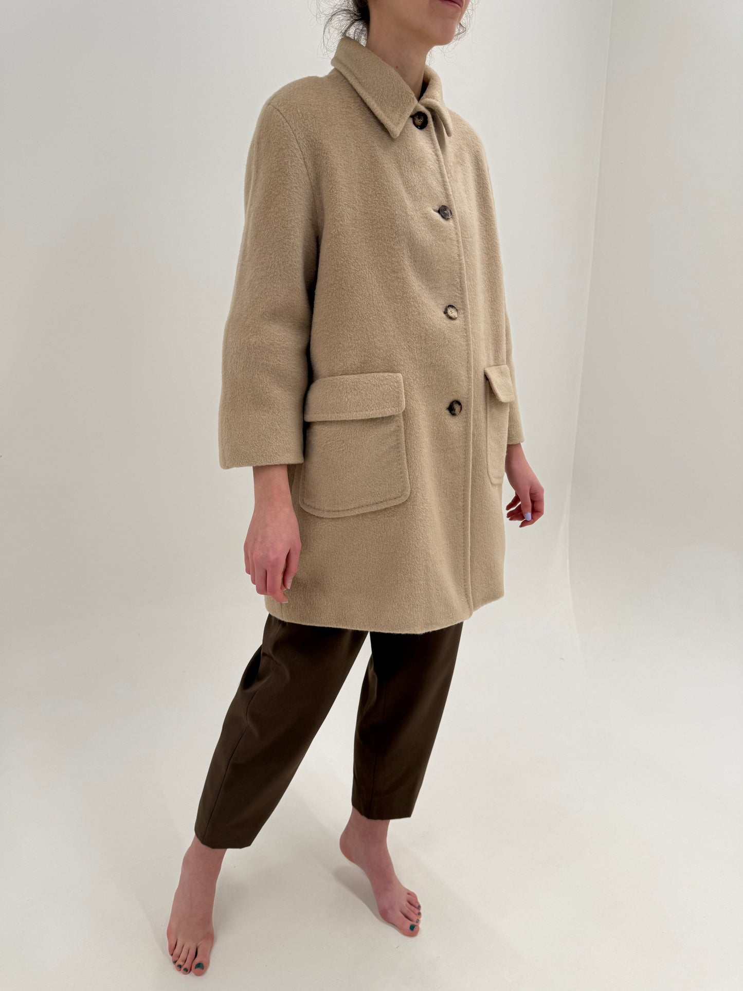 Palton petite luxury Gianfranco Ferre din lana extafina și mohair camel