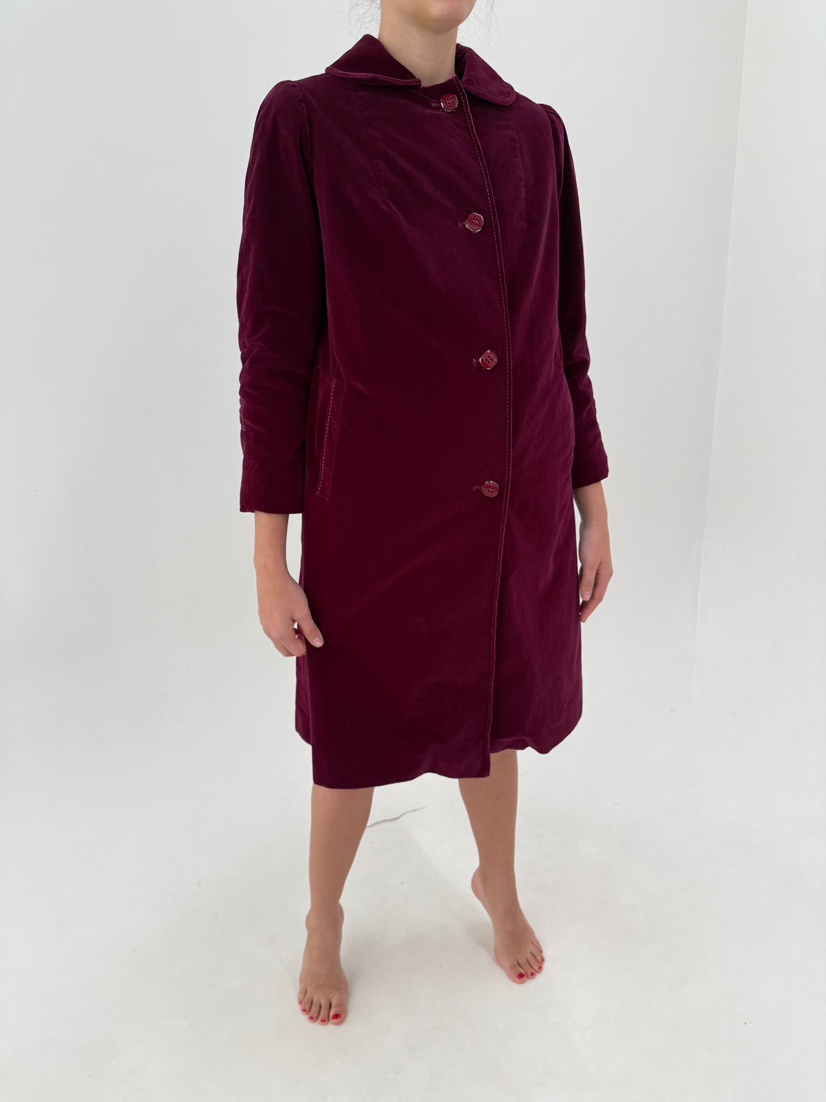 Mantou old vintage anii 60 burgundy din catifea în stil Jackie Keneddy