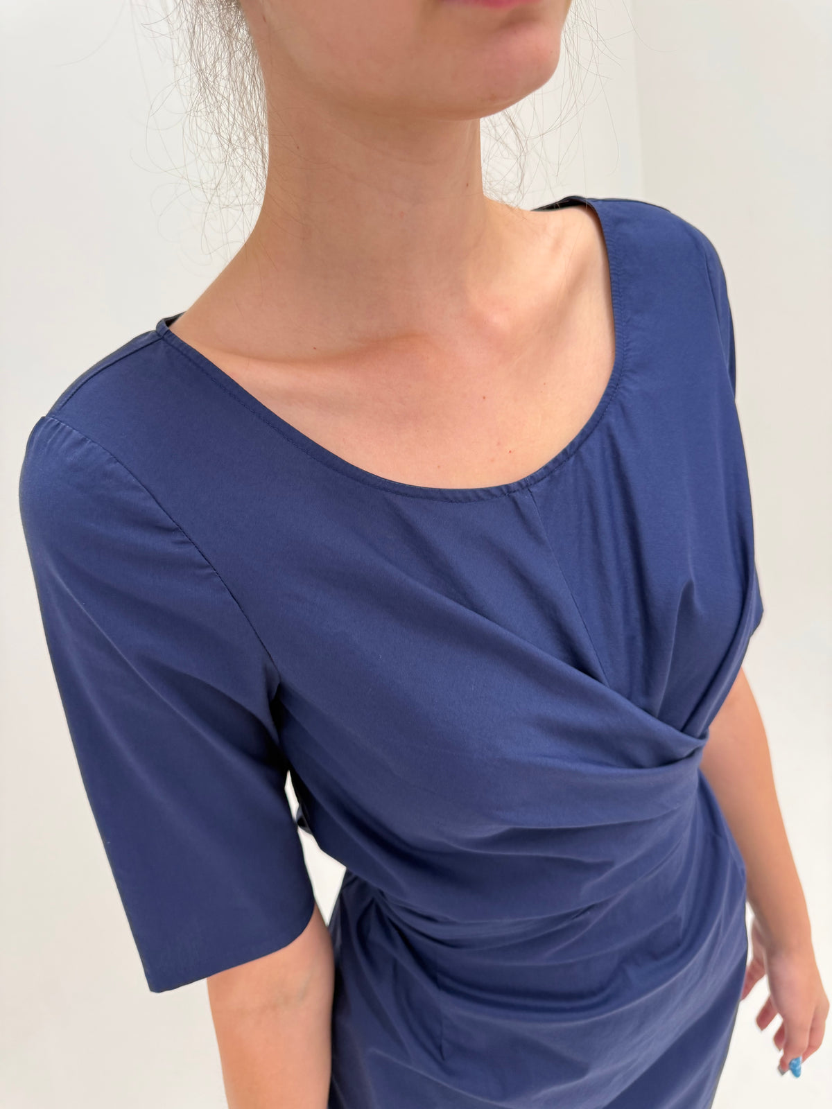 Rochie gama Max Mara în croi ultra chic cambrata reglabilă și fronsata