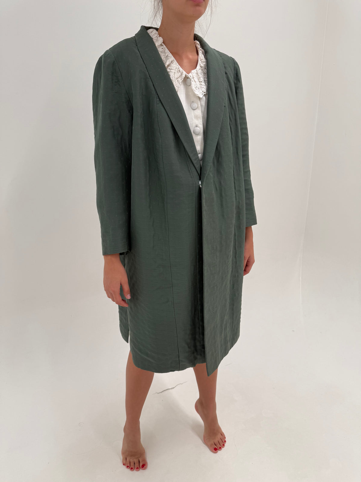 Palton sartorial italian din matlasé de mătase naturală dusty green de designer
