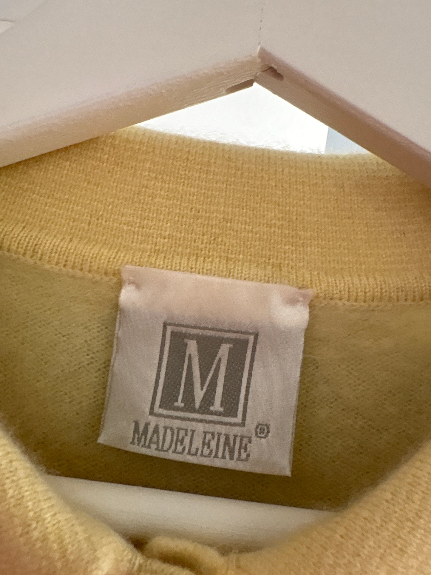 Top luxury polo Madeleine din cașmir butter yellow