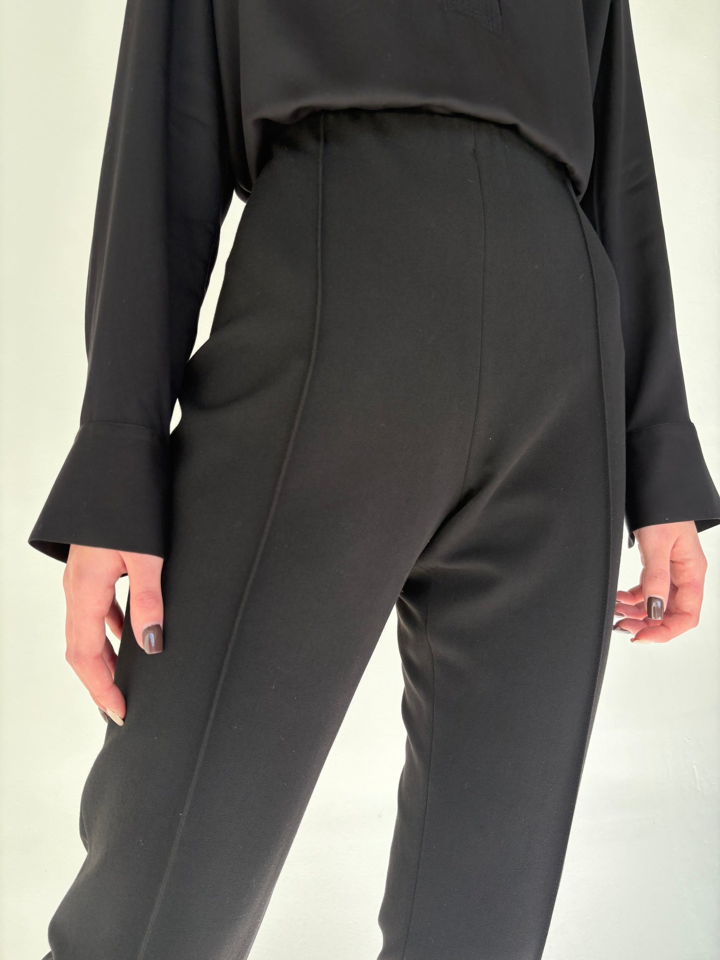 Pantaloni negri petite confort din stofă strech de lana extrafina