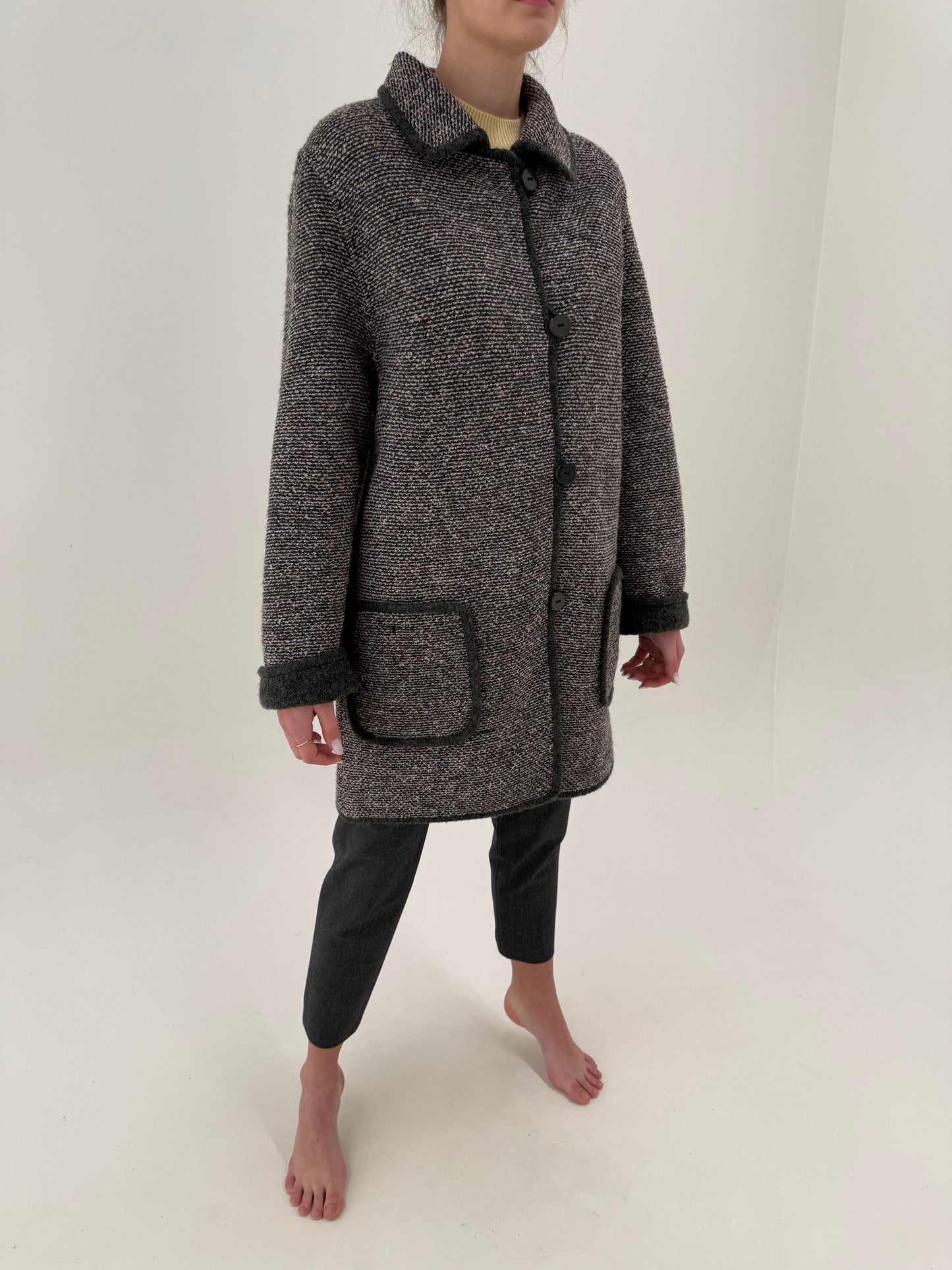 Perdesiu de primăvară cu influențe casual powder pink cu gri