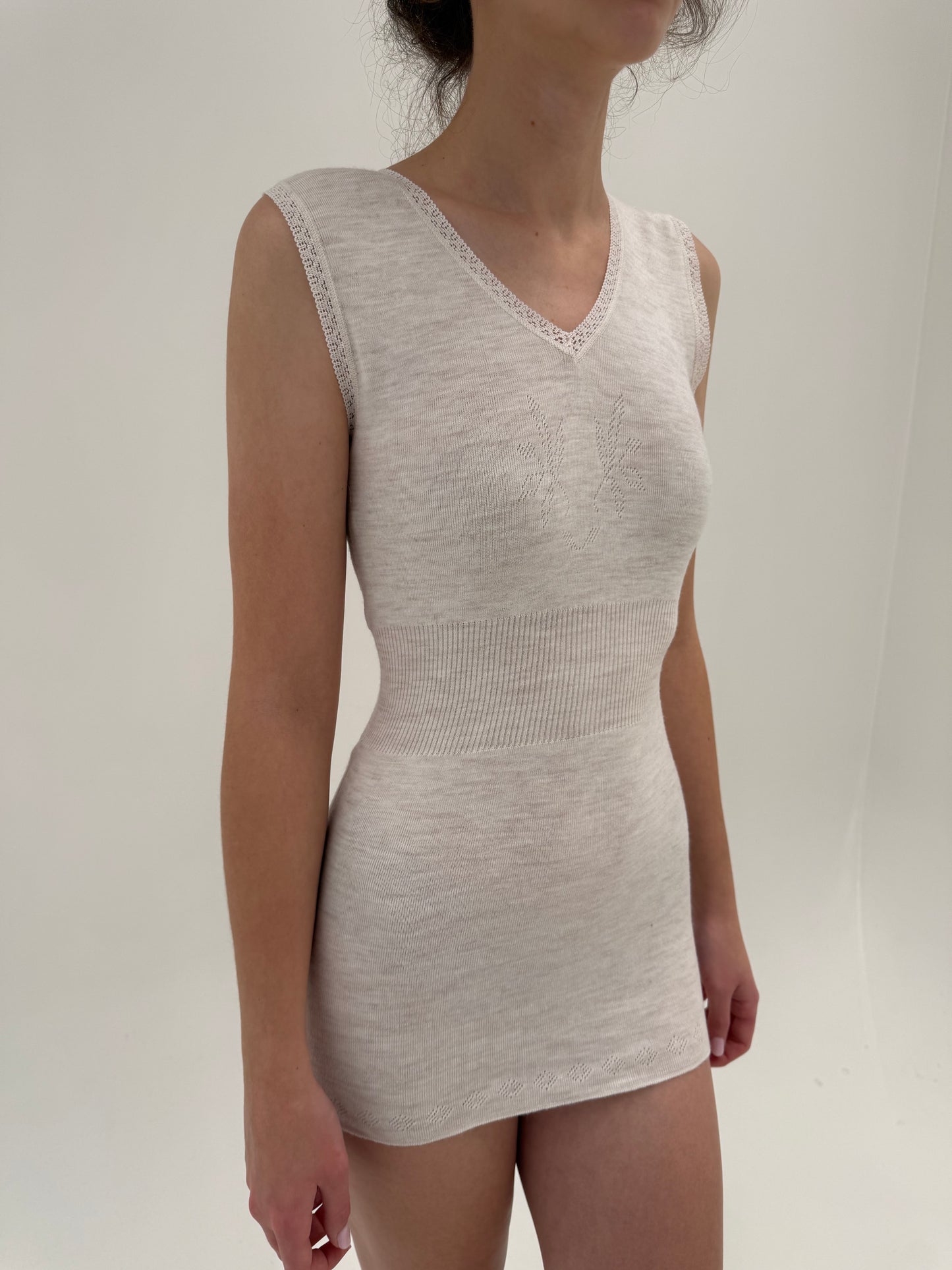 Maieu high end italian cambrat în croi lung din lana extrafina irestringibila