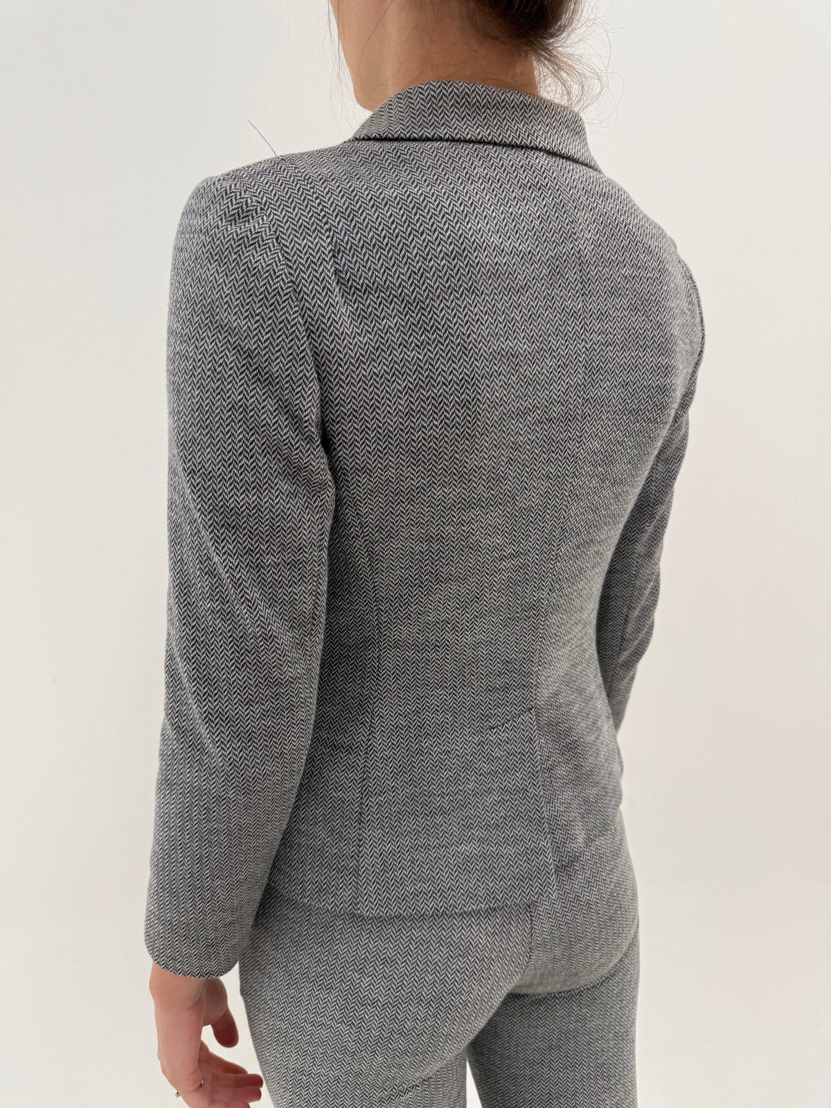 Deux piece Laurel by Esacda din tweed modelator din mix de lana extrafina petite