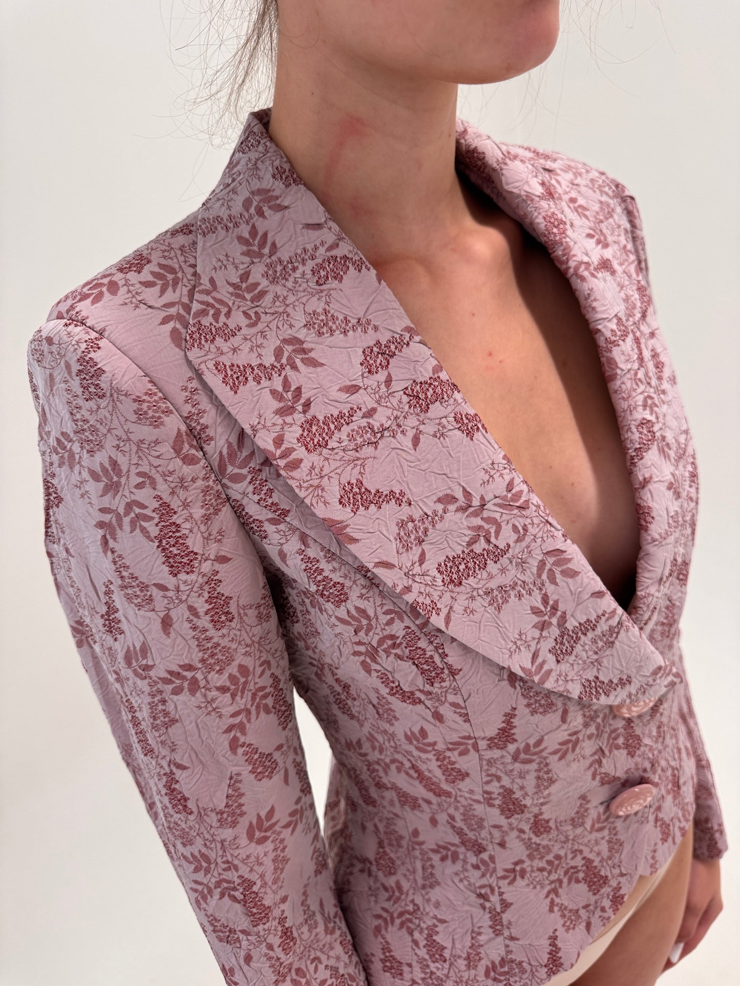Sacou vintage ultra cambrat dusty powder pink cu revere late