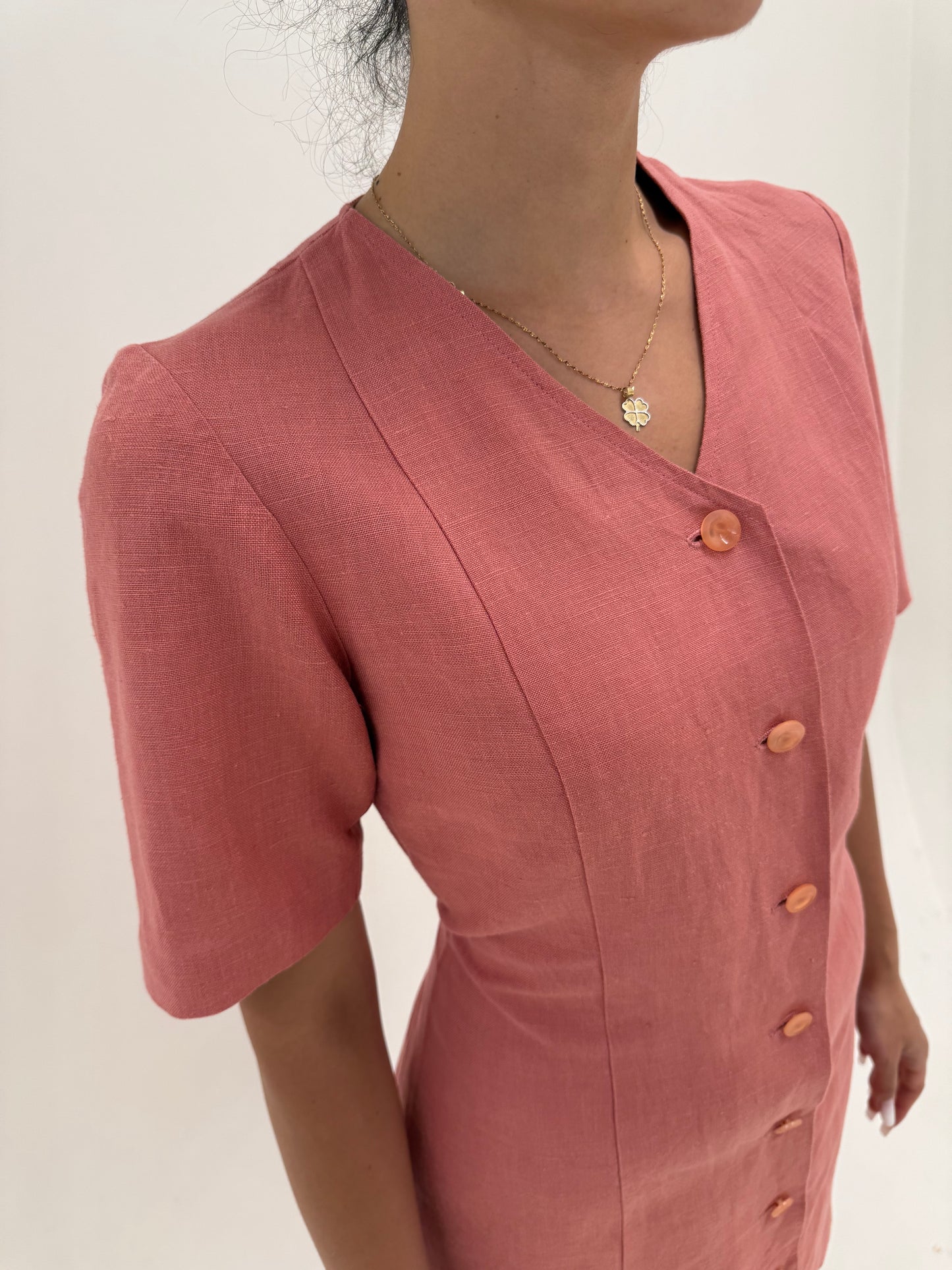Rochie vintage dusty old pink din pânză ușor structurată de in