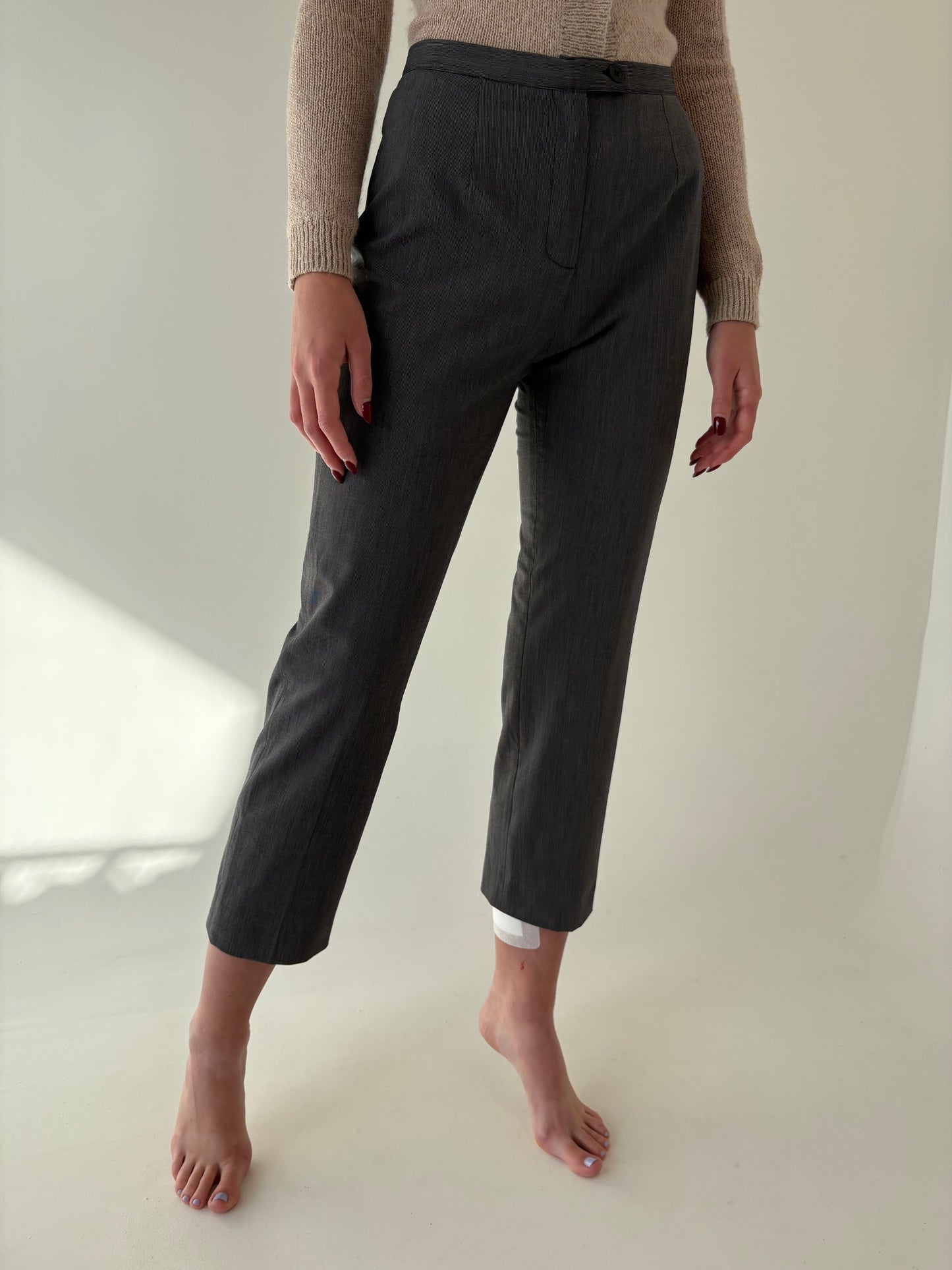 Pantaloni petite țigaretă cu talie înaltă din stofita extrafina de lana ușor strech