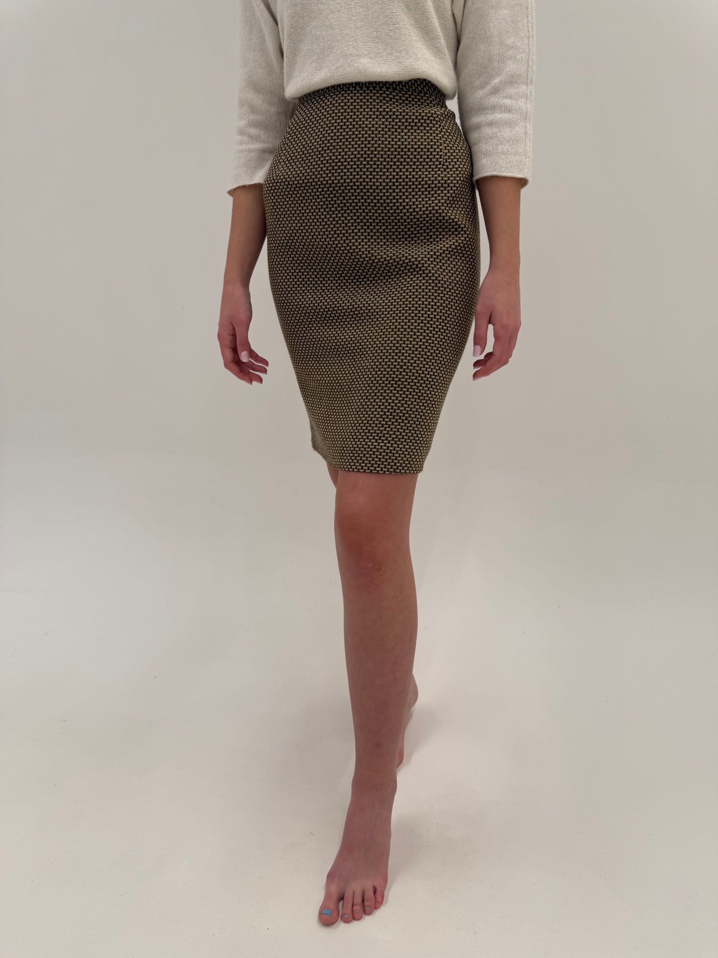 Deux piece de brand luxury italian din stofă cu textura 3D camel și negru