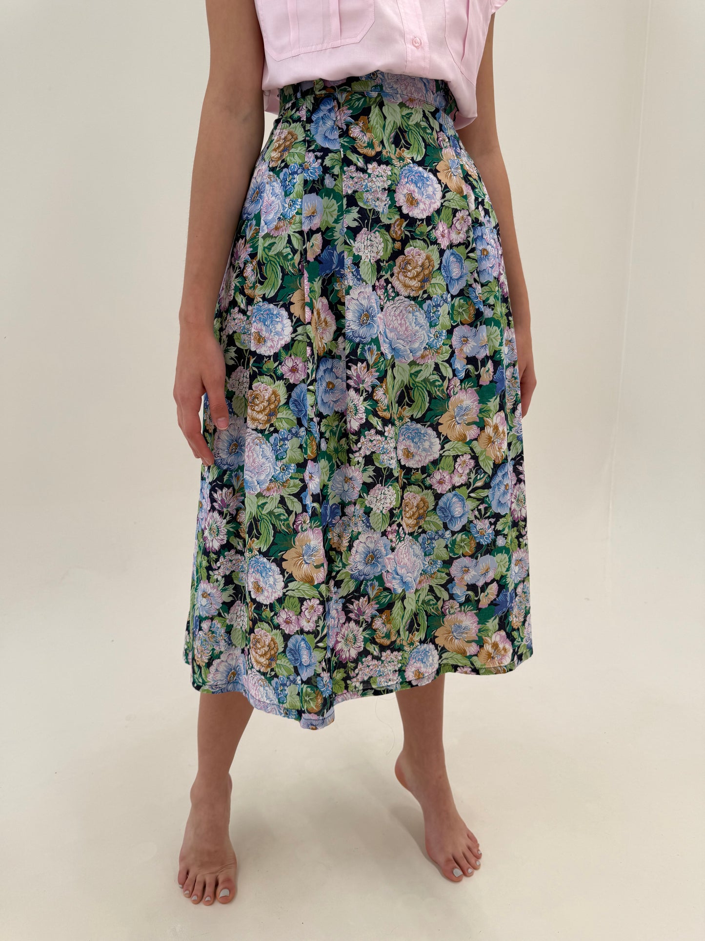 Fustă vintage cu print floral superb din cea mai fină pânză de bumbac cu talie elastică