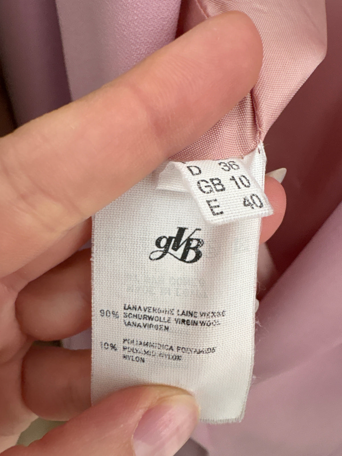 Sacou Ungaro light pink din lana extrafina în croi clasic ușor cambrat