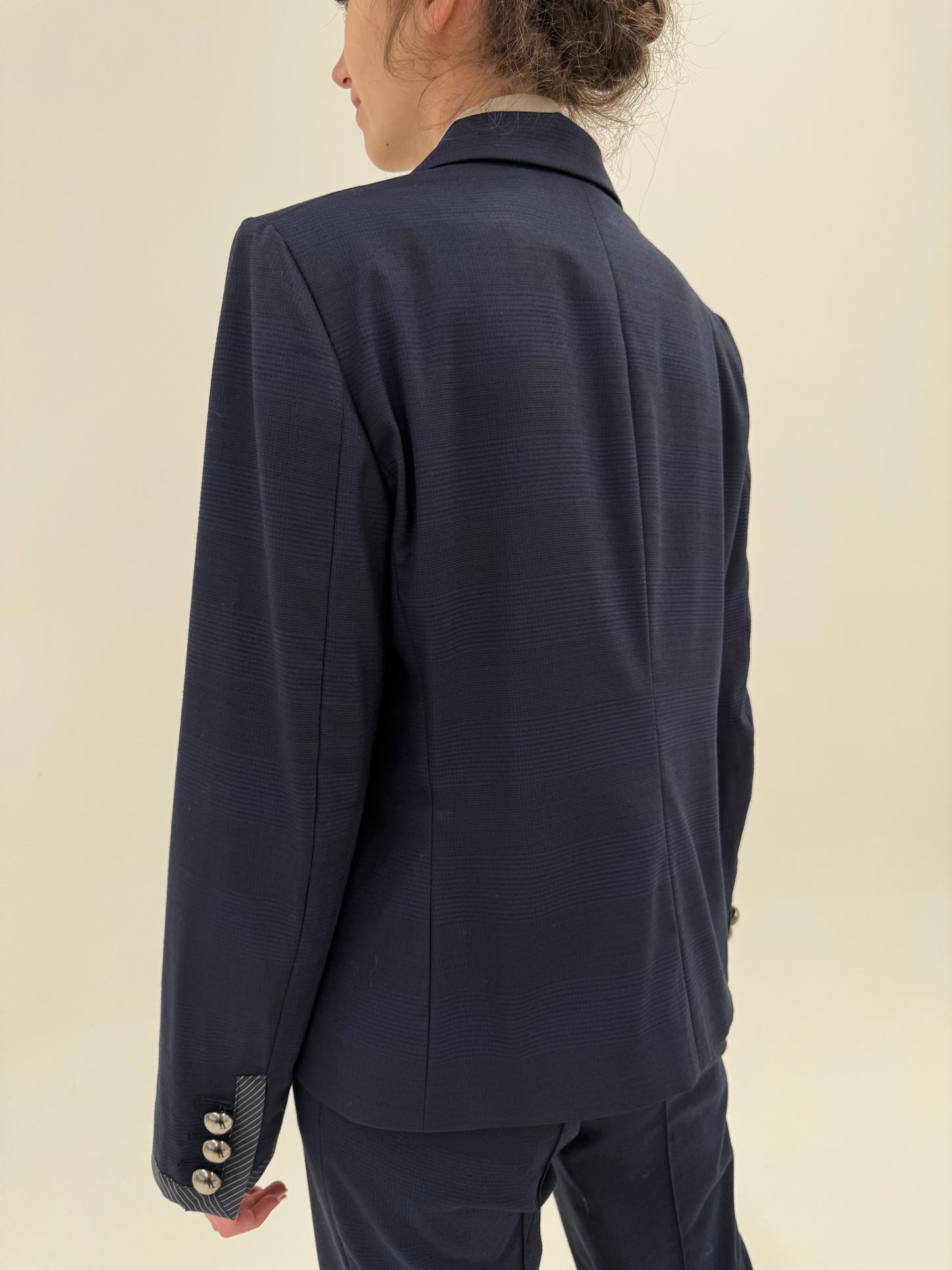 Costum Moschino în croi super actual din lana extrafina cu pantaloni palazzo